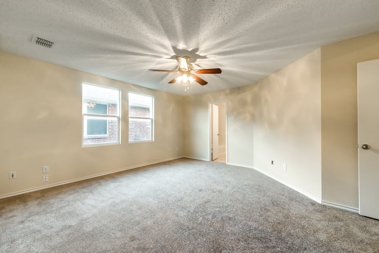 Photo 16 of 26 - 4005 German Pointer Way, Fort Worth, TX 76123
