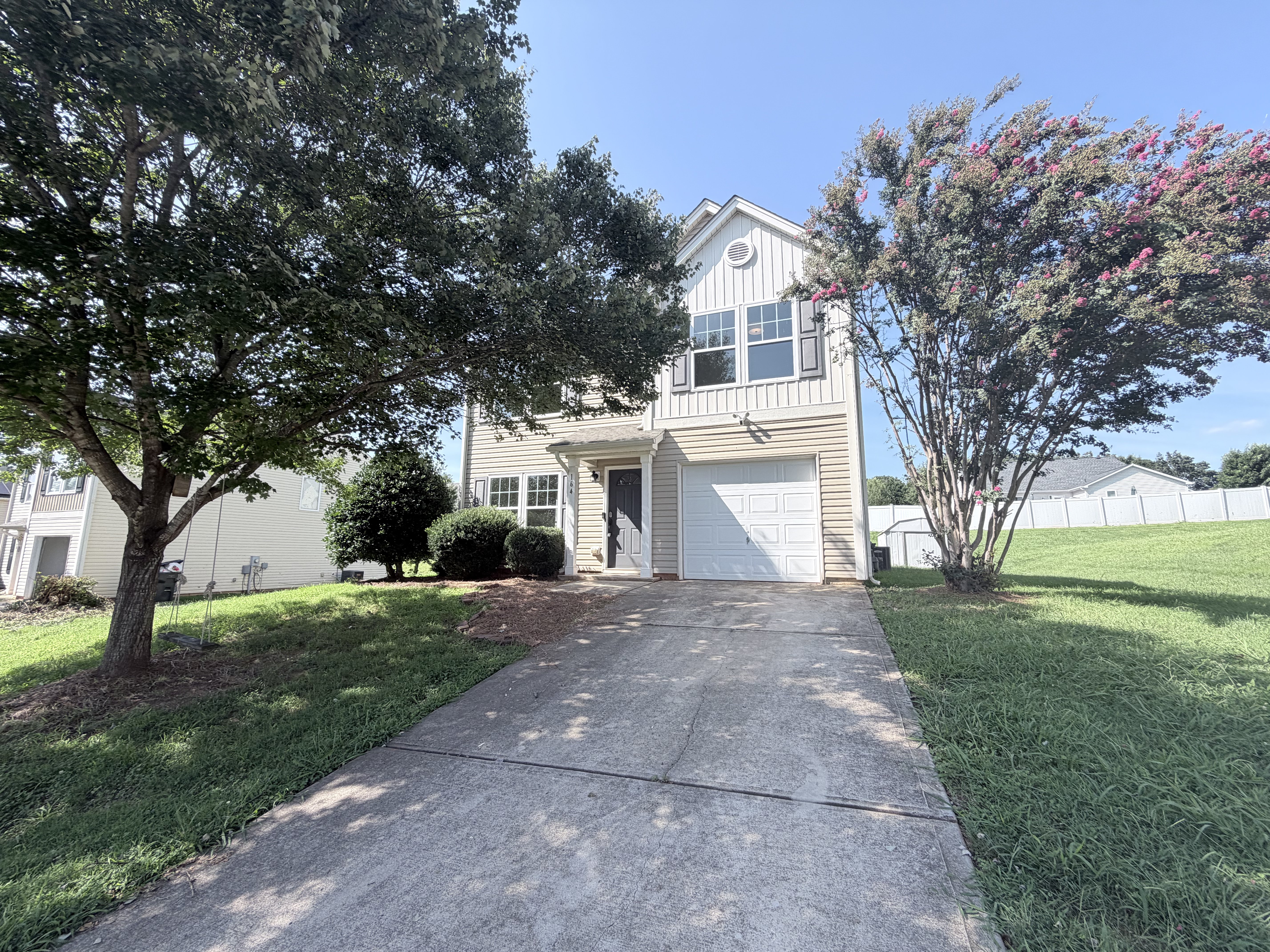 Photo 17 of 19 of 164 Altondale Dr, Statesville, NC