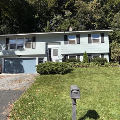 Property photo 1 of 201 Fairview St