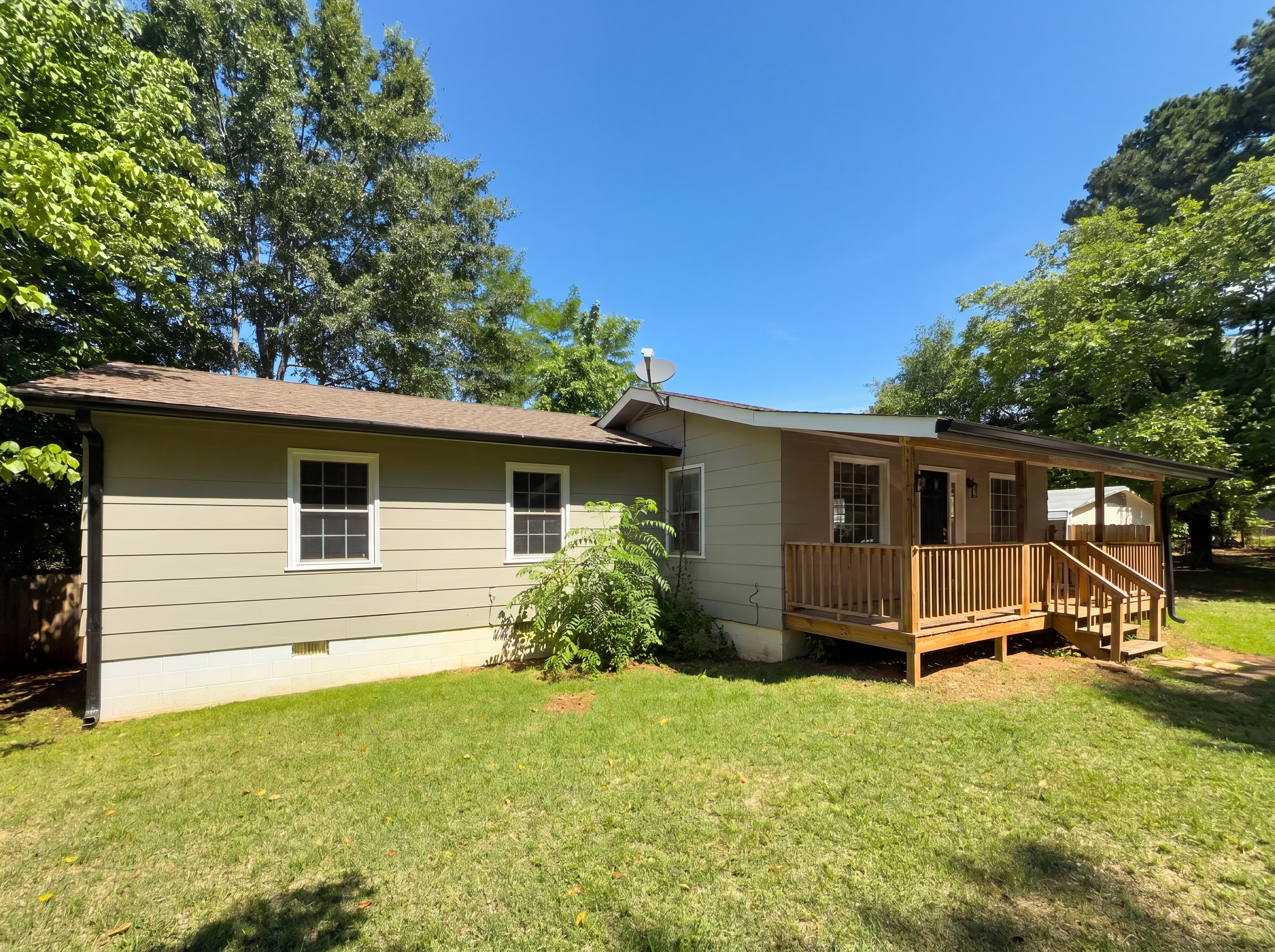 Photo 15 of 36 of 4083 Gainesville Hwy, Alto, GA