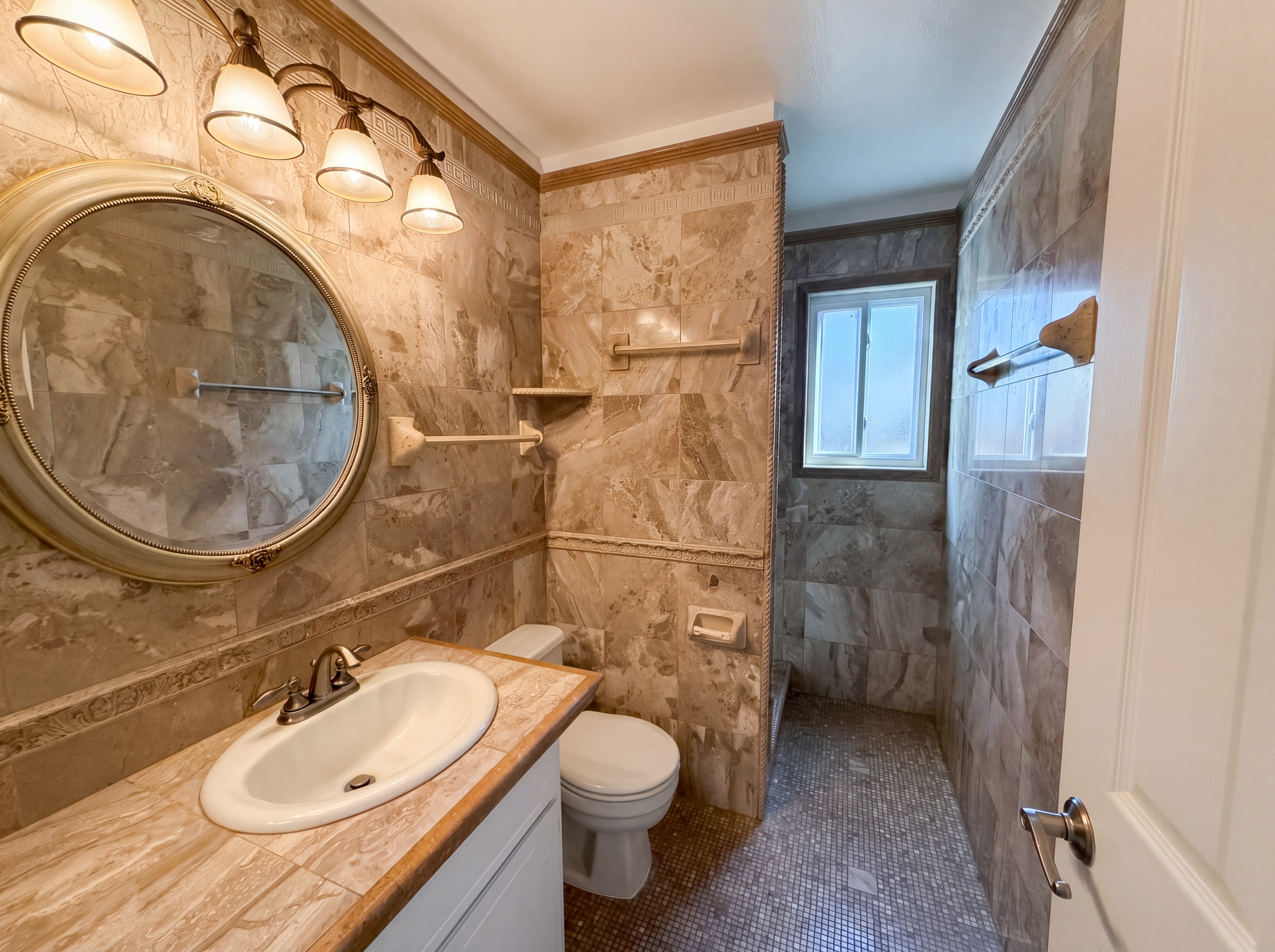 Photo 15 of 23 of 9534 Brakeman Ct, Sacramento, CA
