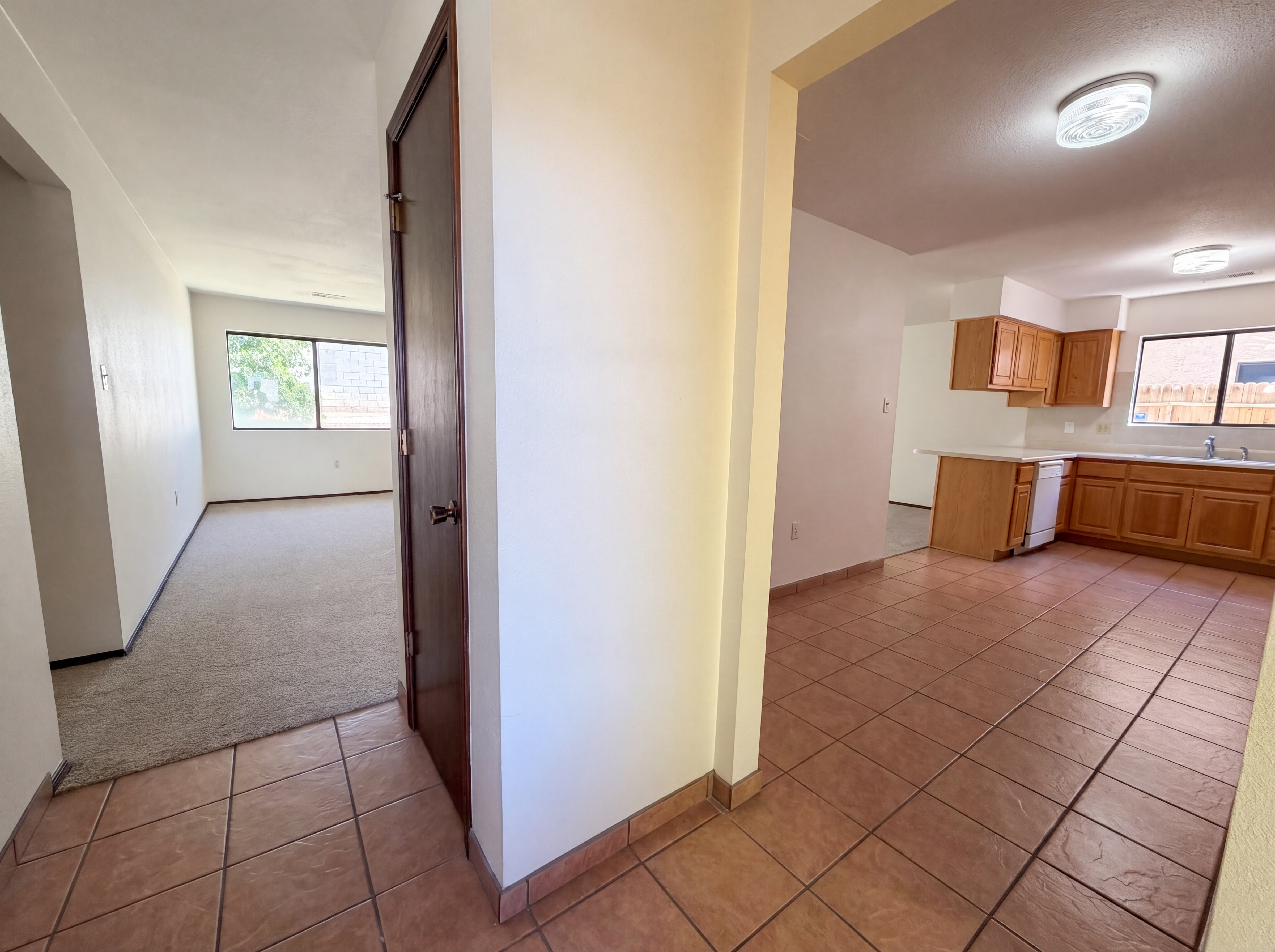 Photo 15 of 21 of 816 Omaha St NE, Albuquerque, NM