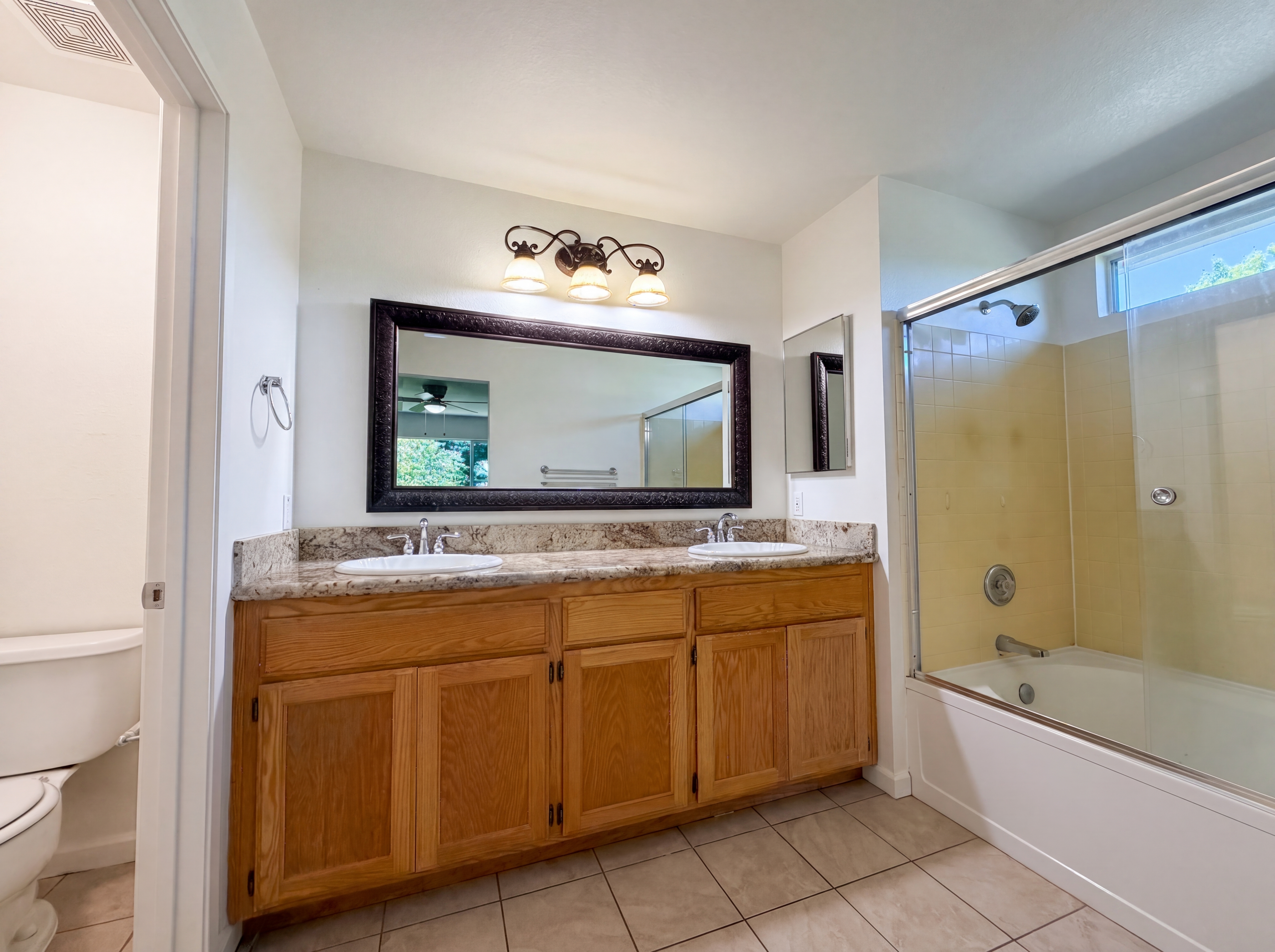 Photo 13 of 30 of 2805 Aquamarine Cir, Rescue, CA