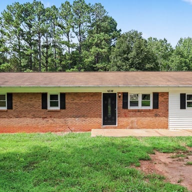 Property photo 1 of 6338 Fairlane St