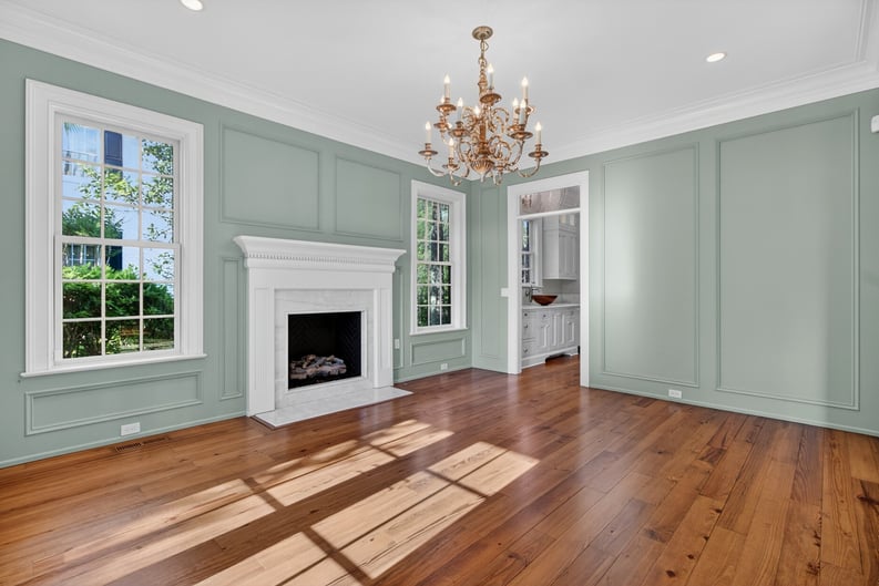 Property photo 3 of 659 Island Park Dr