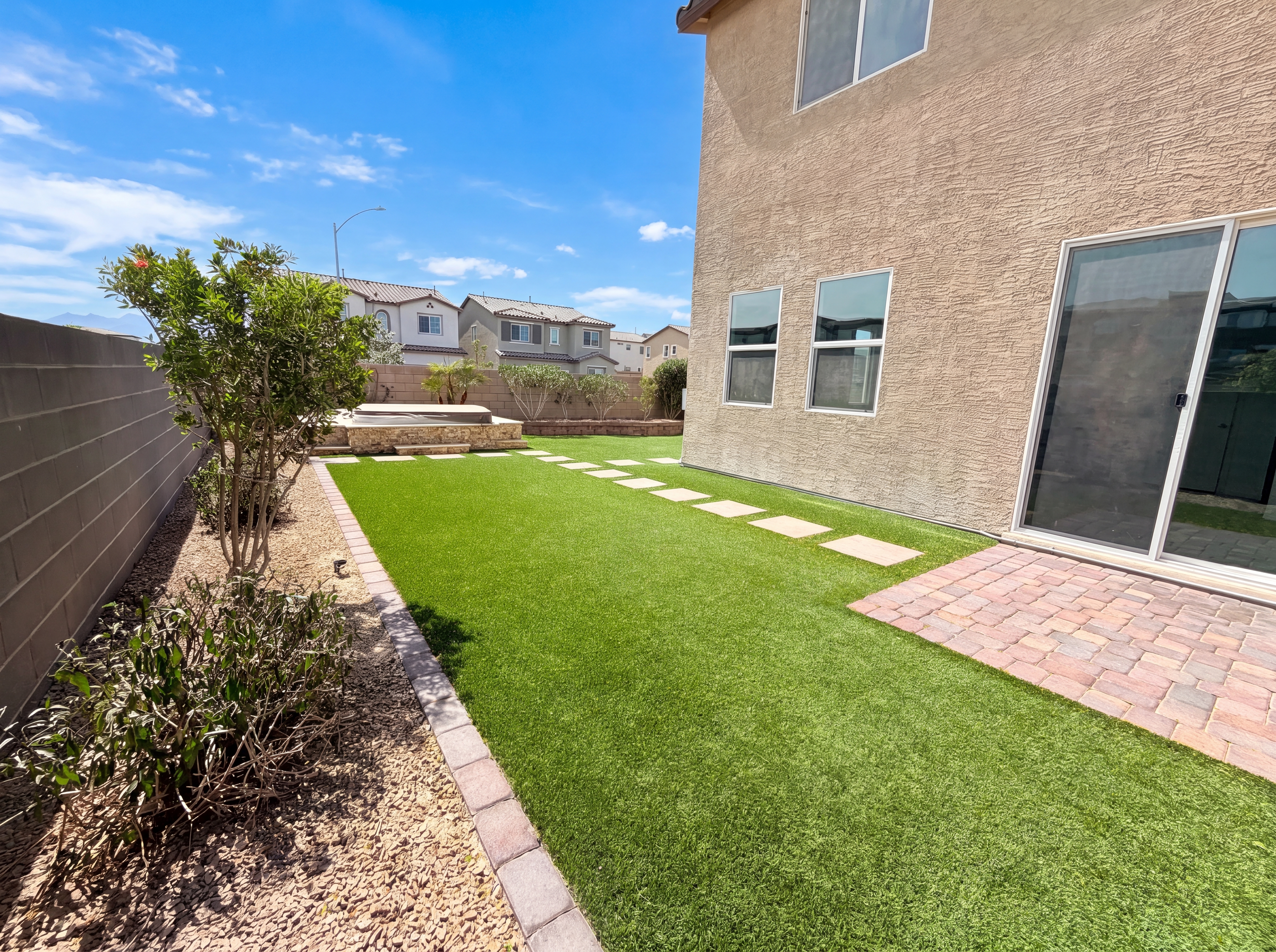 Photo 5 of 46 of 1561 Redolence Ave, North Las Vegas, NV