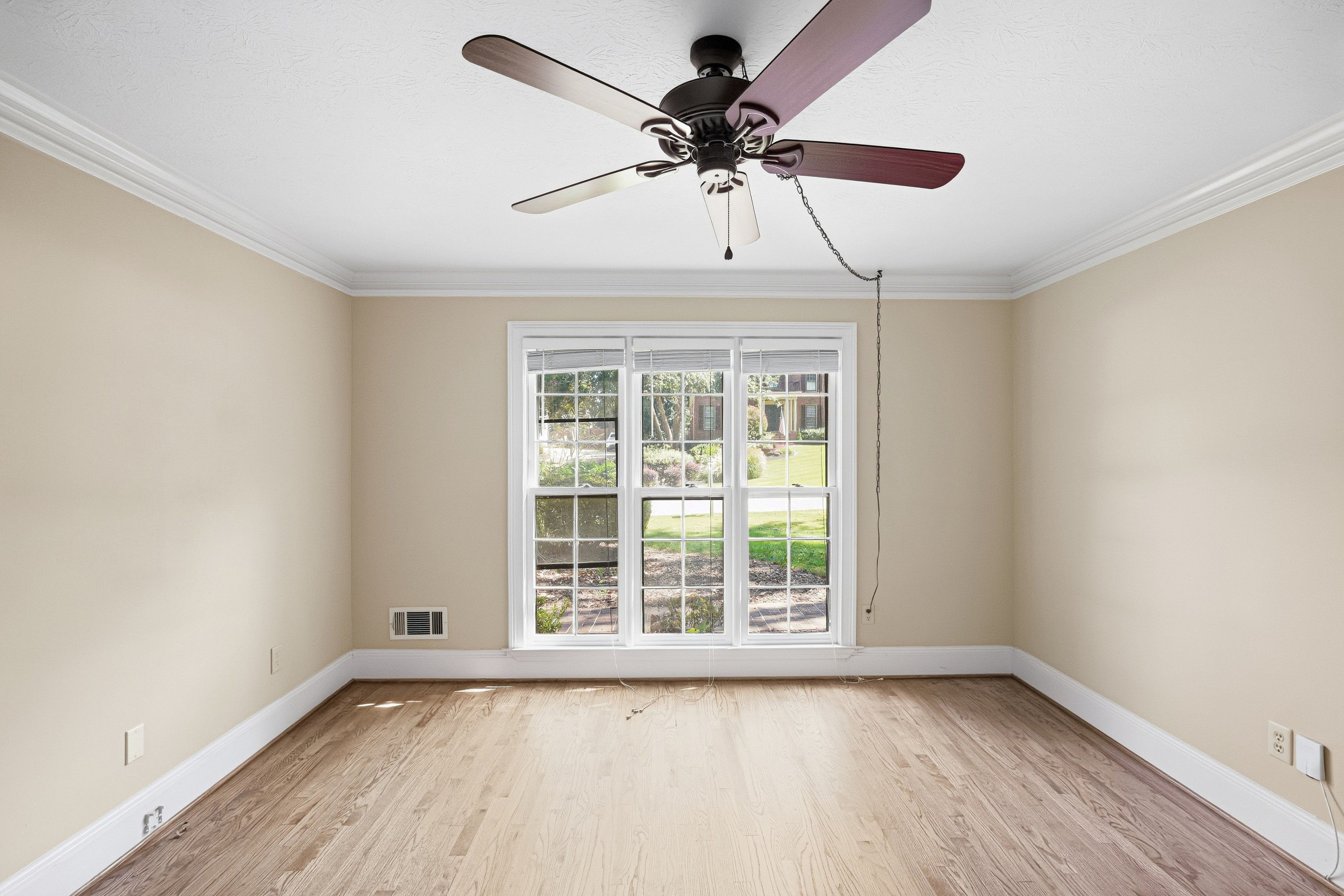 Photo 22 of 54 of 2360 Kimbrough Ct, Sandy Springs, GA