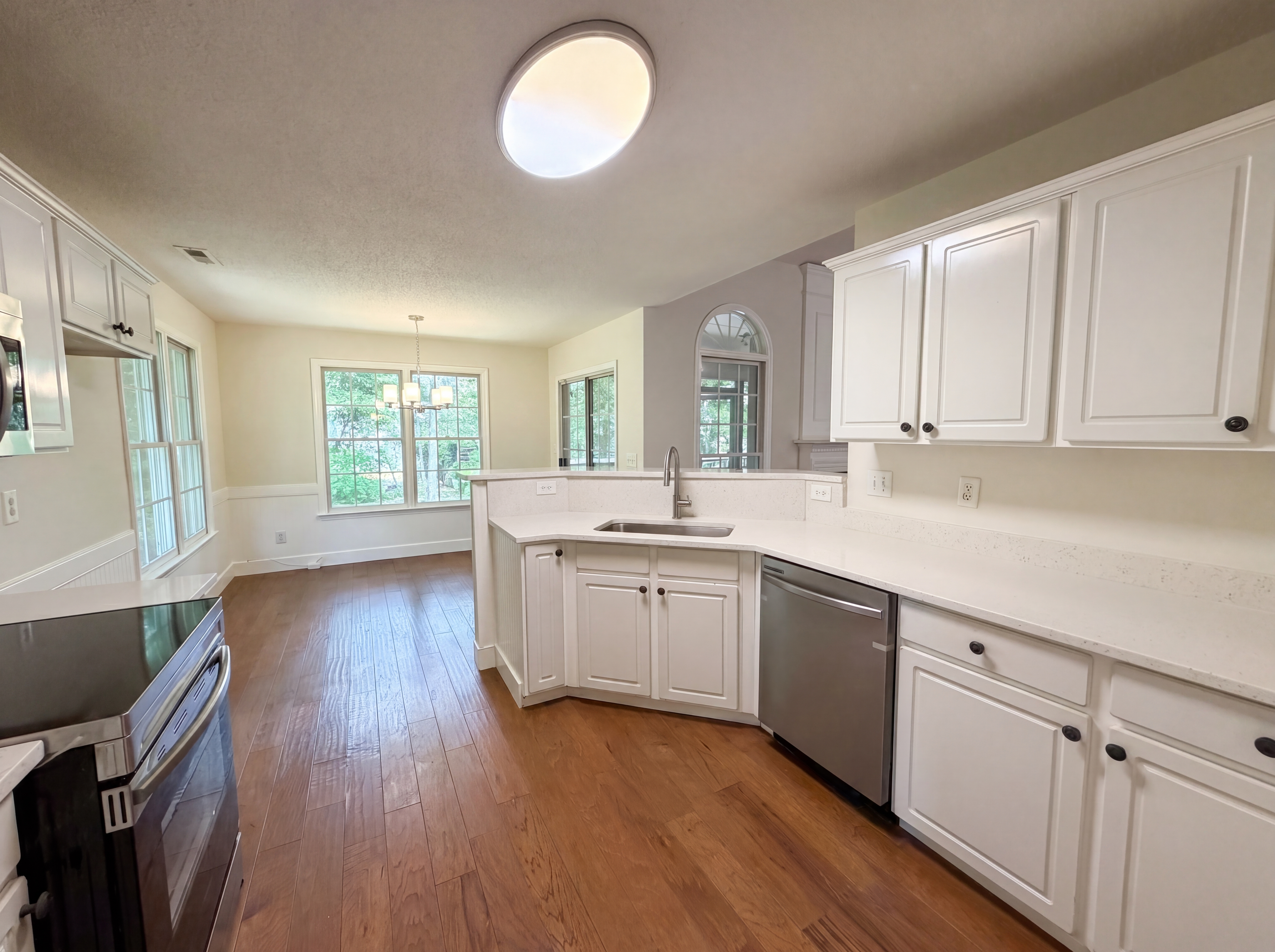 Photo 6 of 17 of 2 Afton Pl, Durham, NC