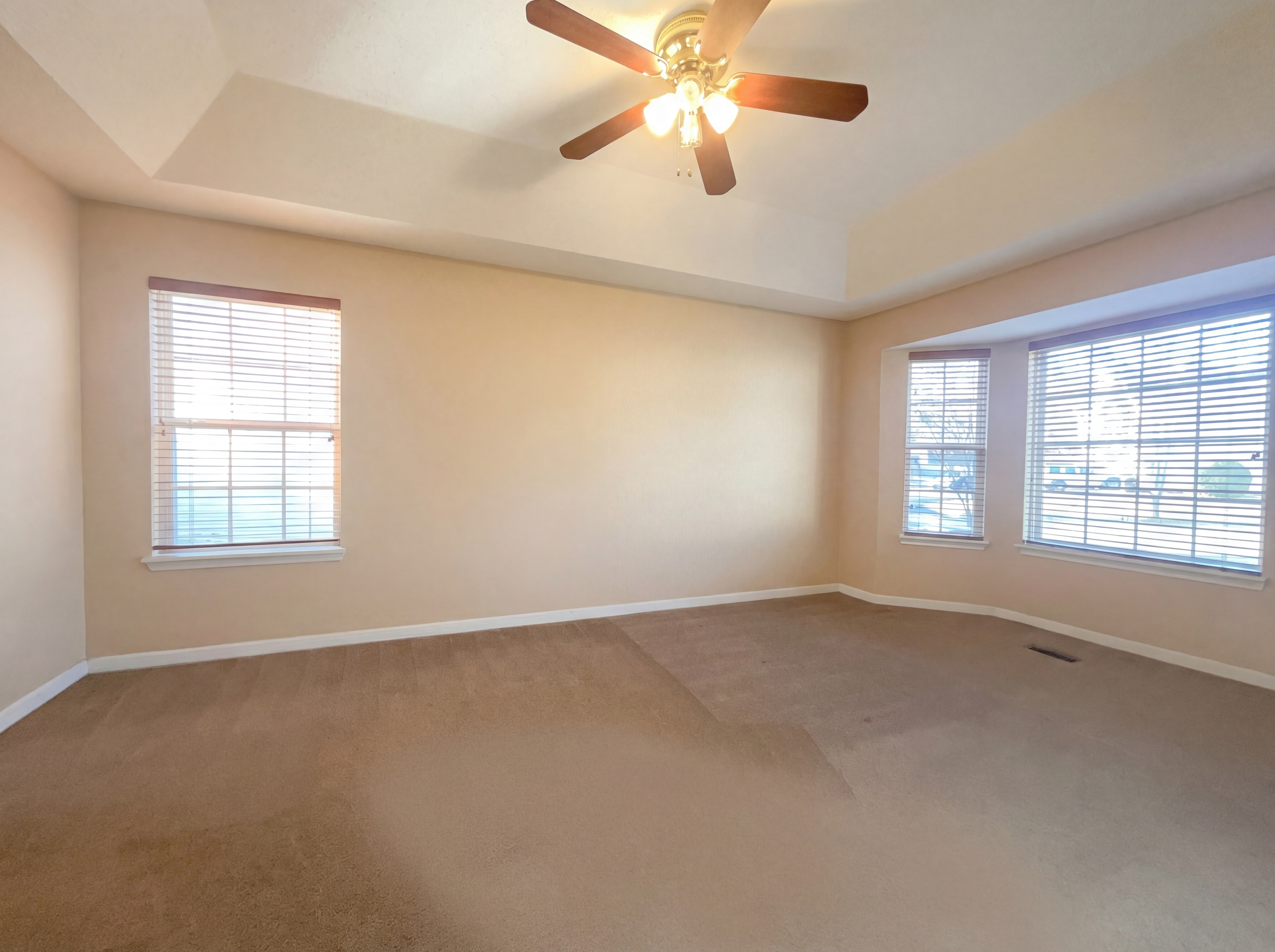 Photo 10 of 24 of 3062 Crest Ridge Cir SW, Marietta, GA