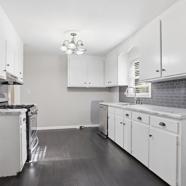 Property photo 2 of 4570 Old Cowan Rd