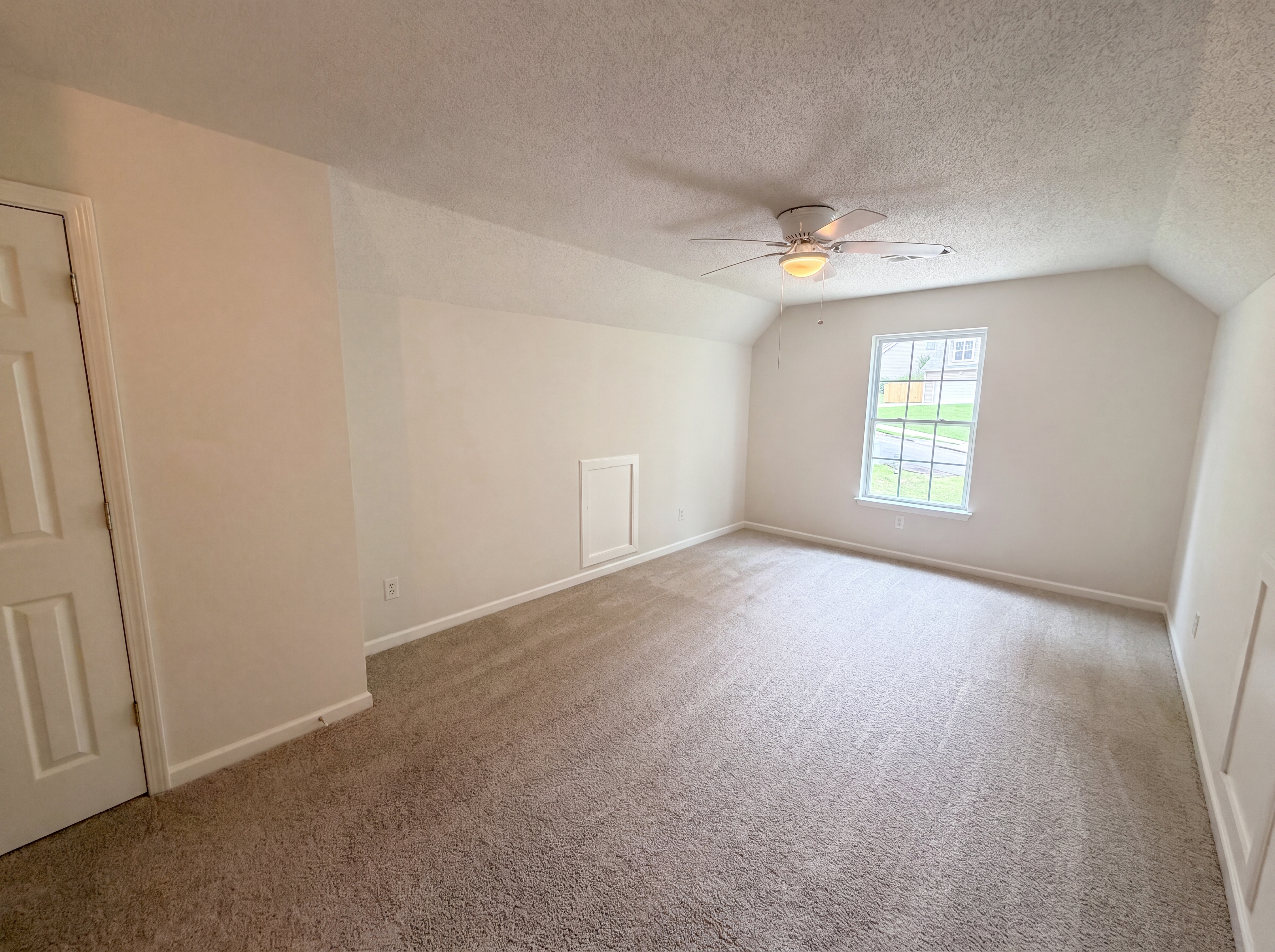Photo 14 of 27 of 108 Legend Creek Dr, Canton, GA