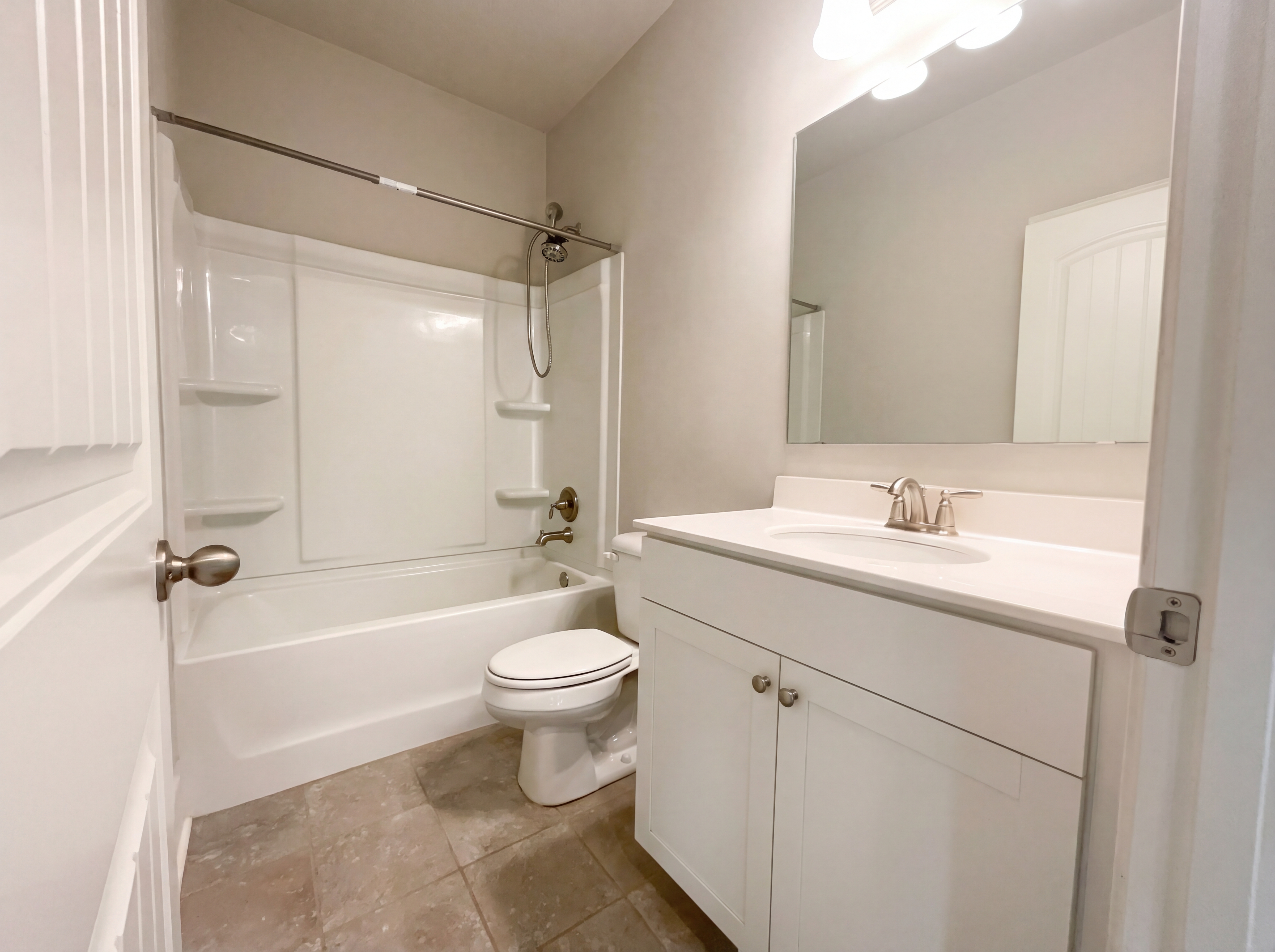 Photo 10 of 29 of 9104 Hanover St, Lithia Springs, GA