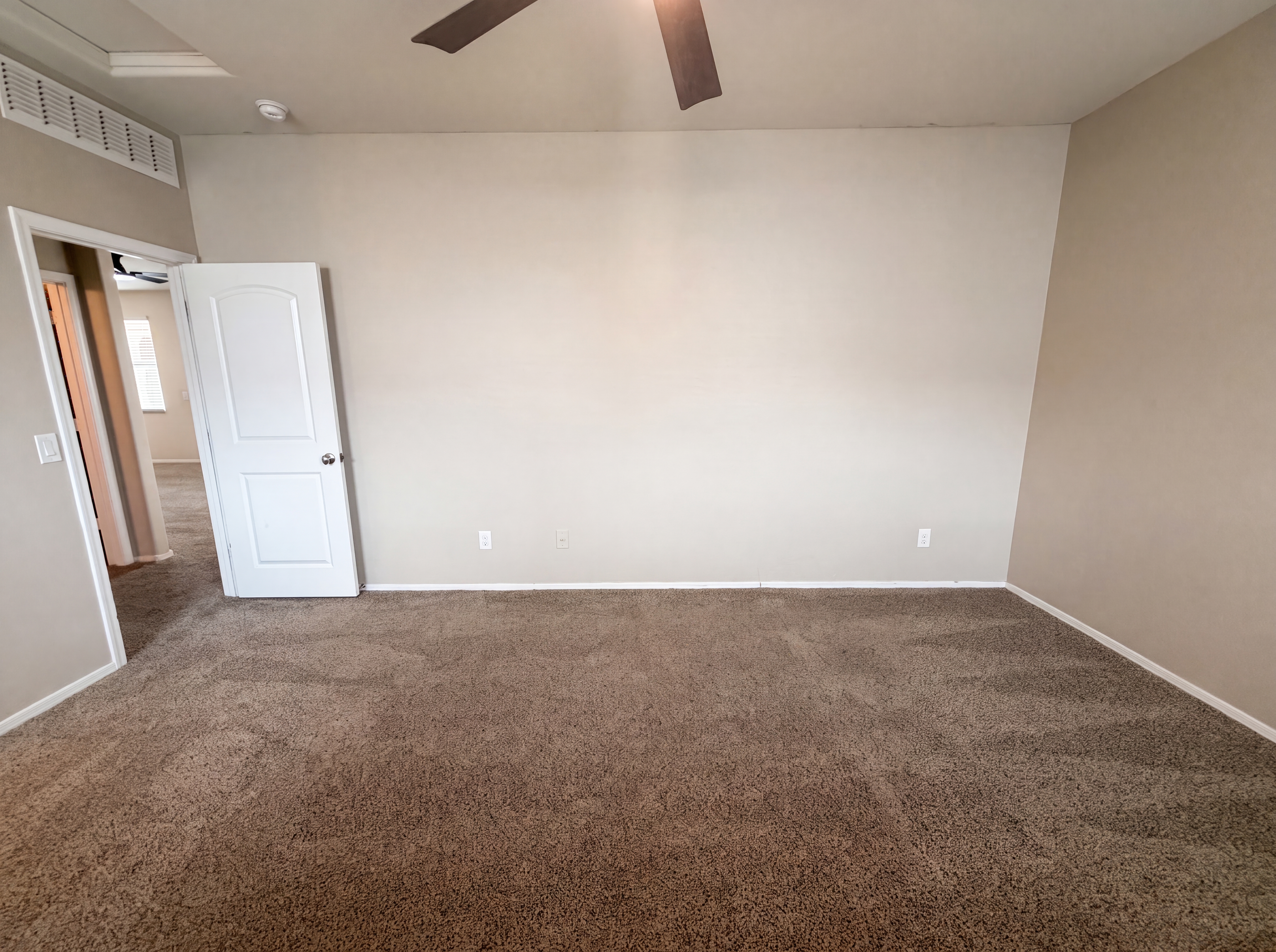 Photo 15 of 36 of 30970 W Amelia Ave, Buckeye, AZ