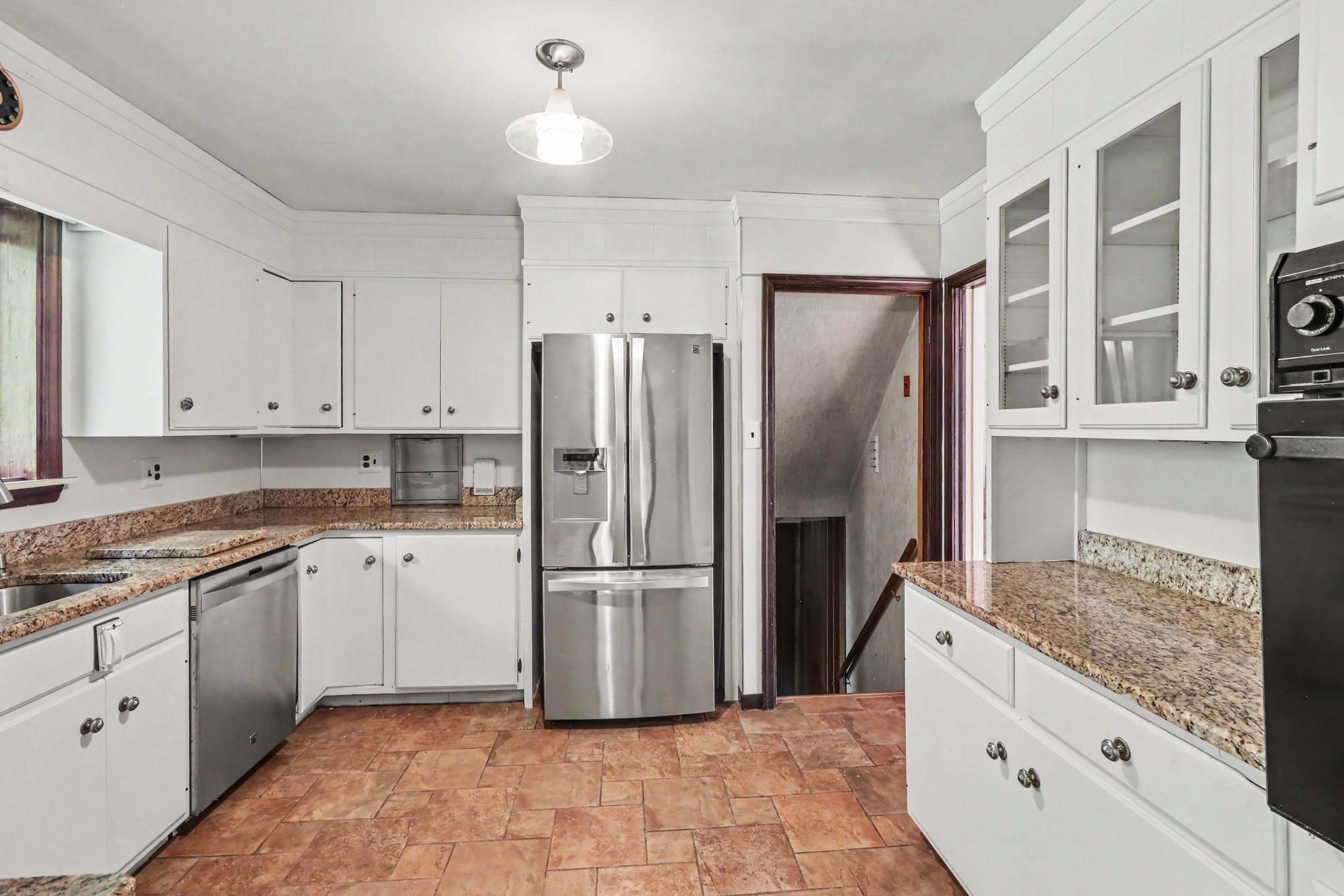 Photo 2 of 40 of 1202 Hillside Blvd, Wilmington, DE