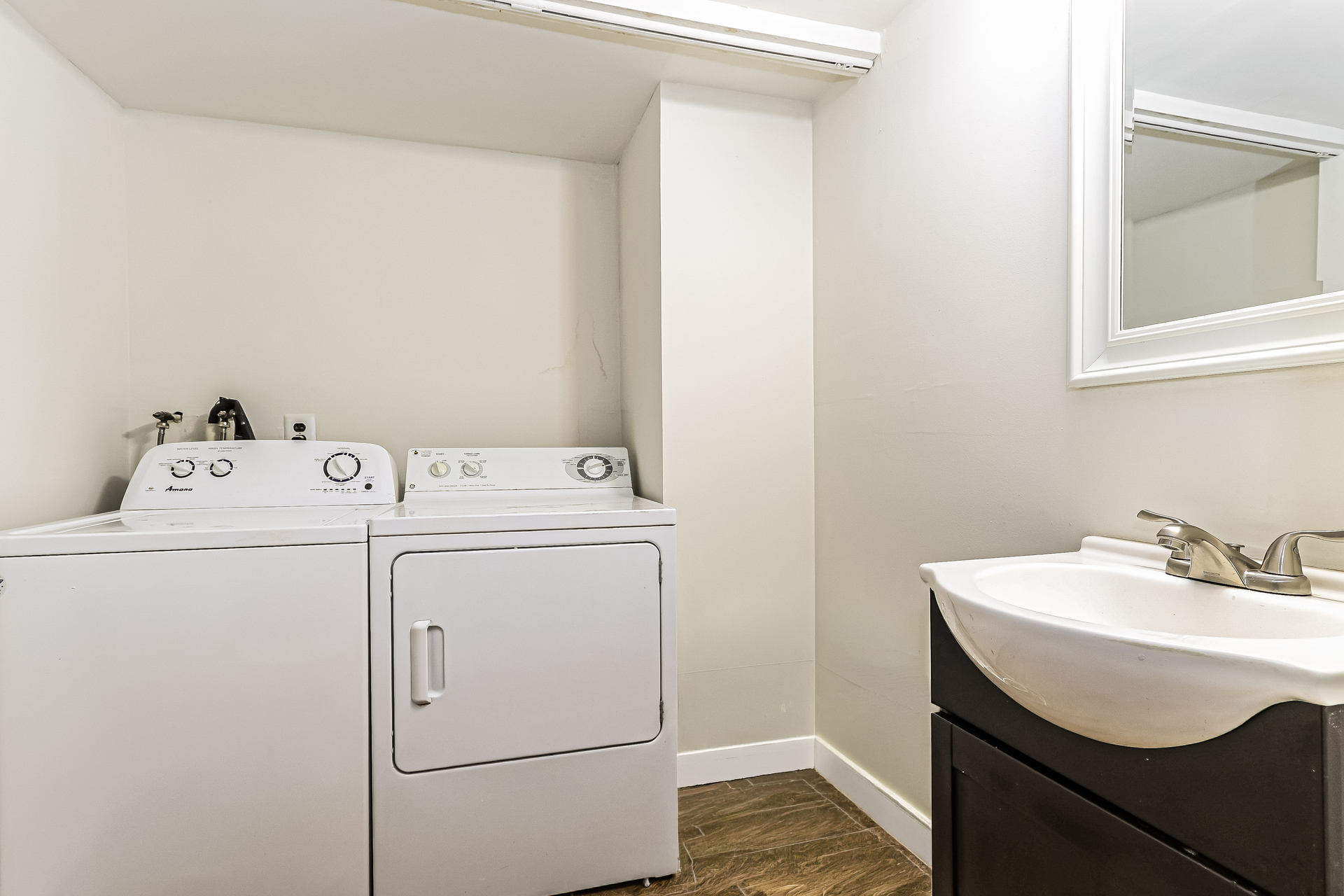 Photo 11 of 23 of 5200 Hilltop Dr, Brookhaven, PA