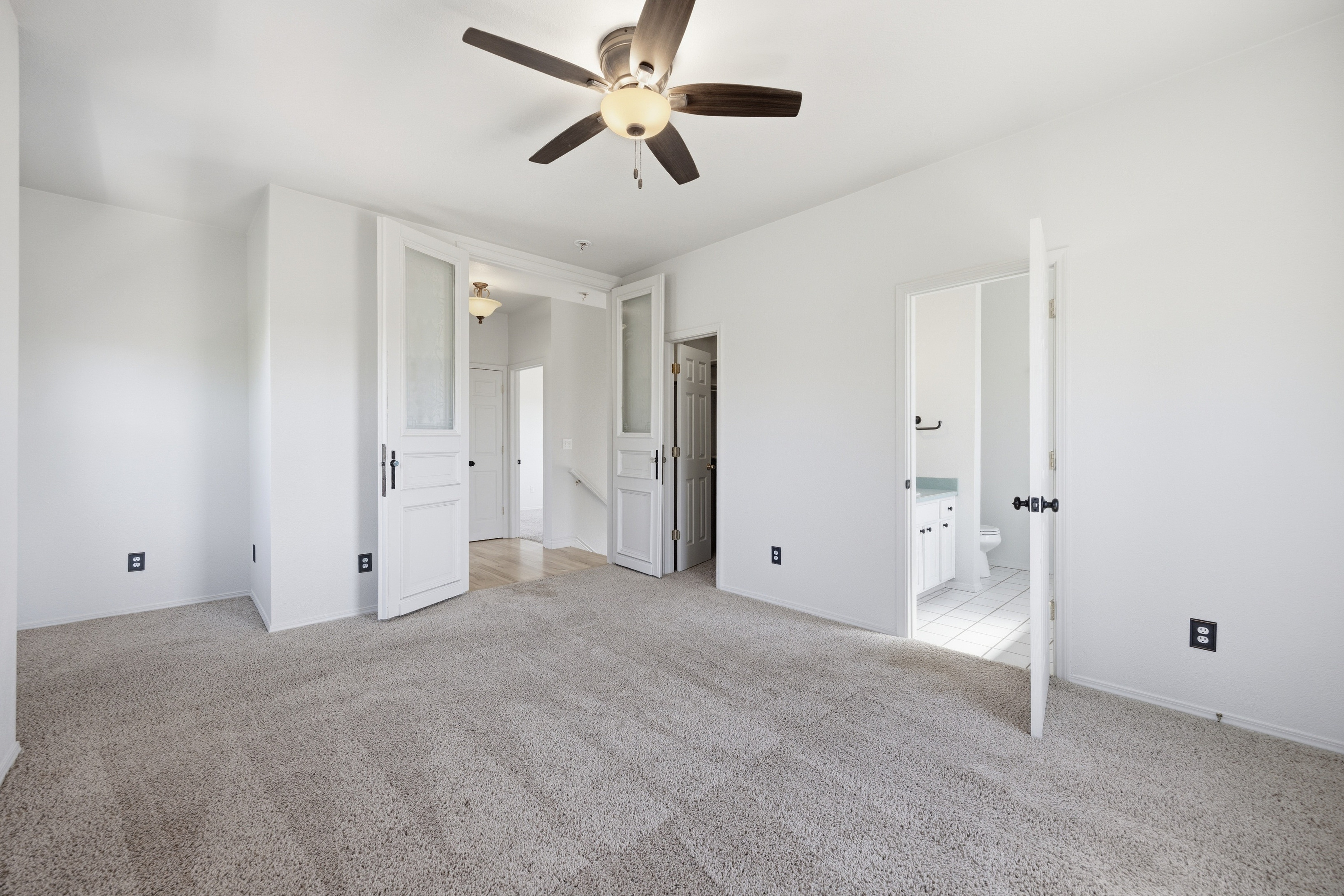 Photo 4 of 55 of 6650 Riata Ct, Colorado Springs, CO