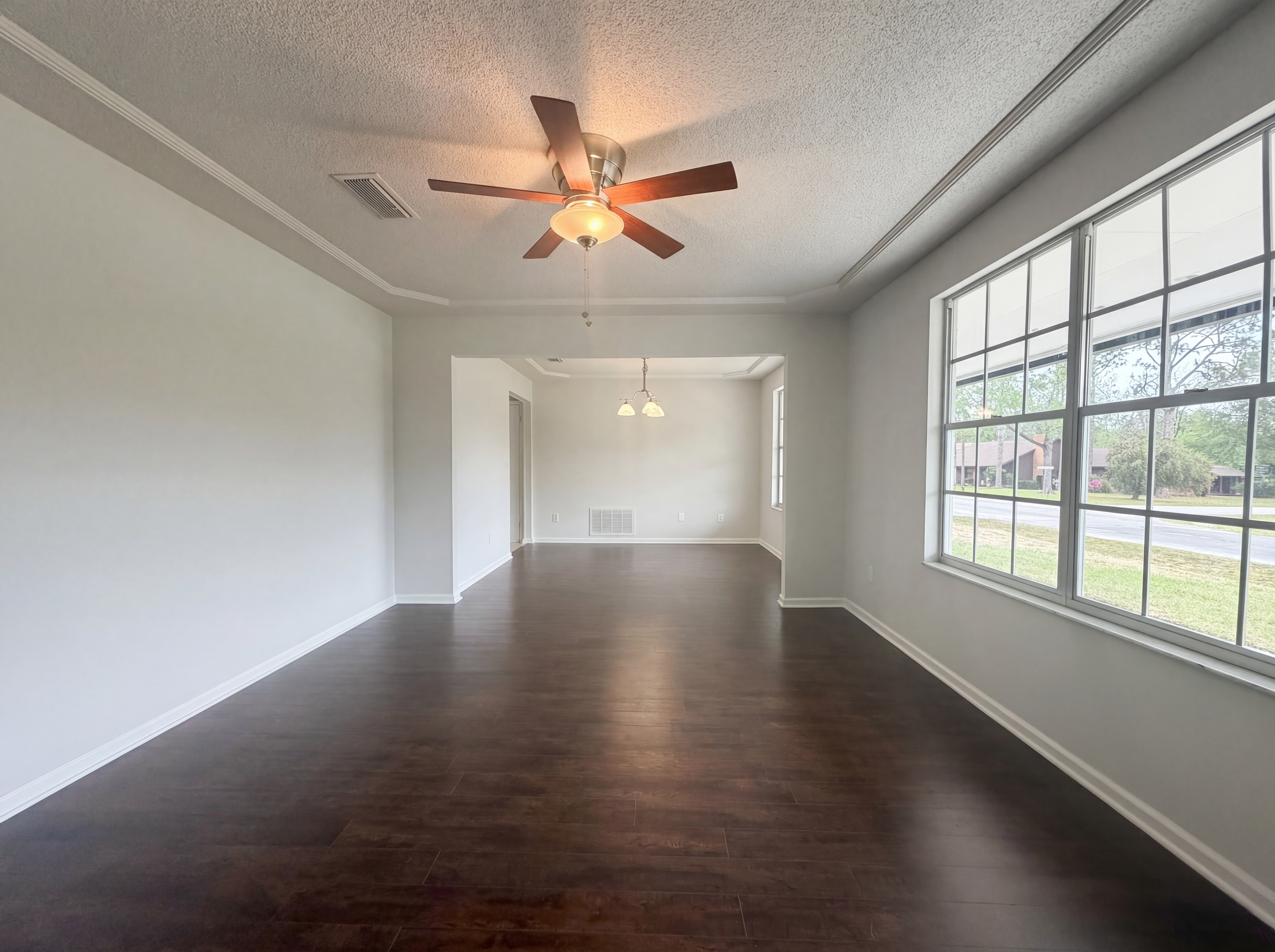 Photo 8 of 22 of 606 Gulfstream Trl S, Orange Park, FL