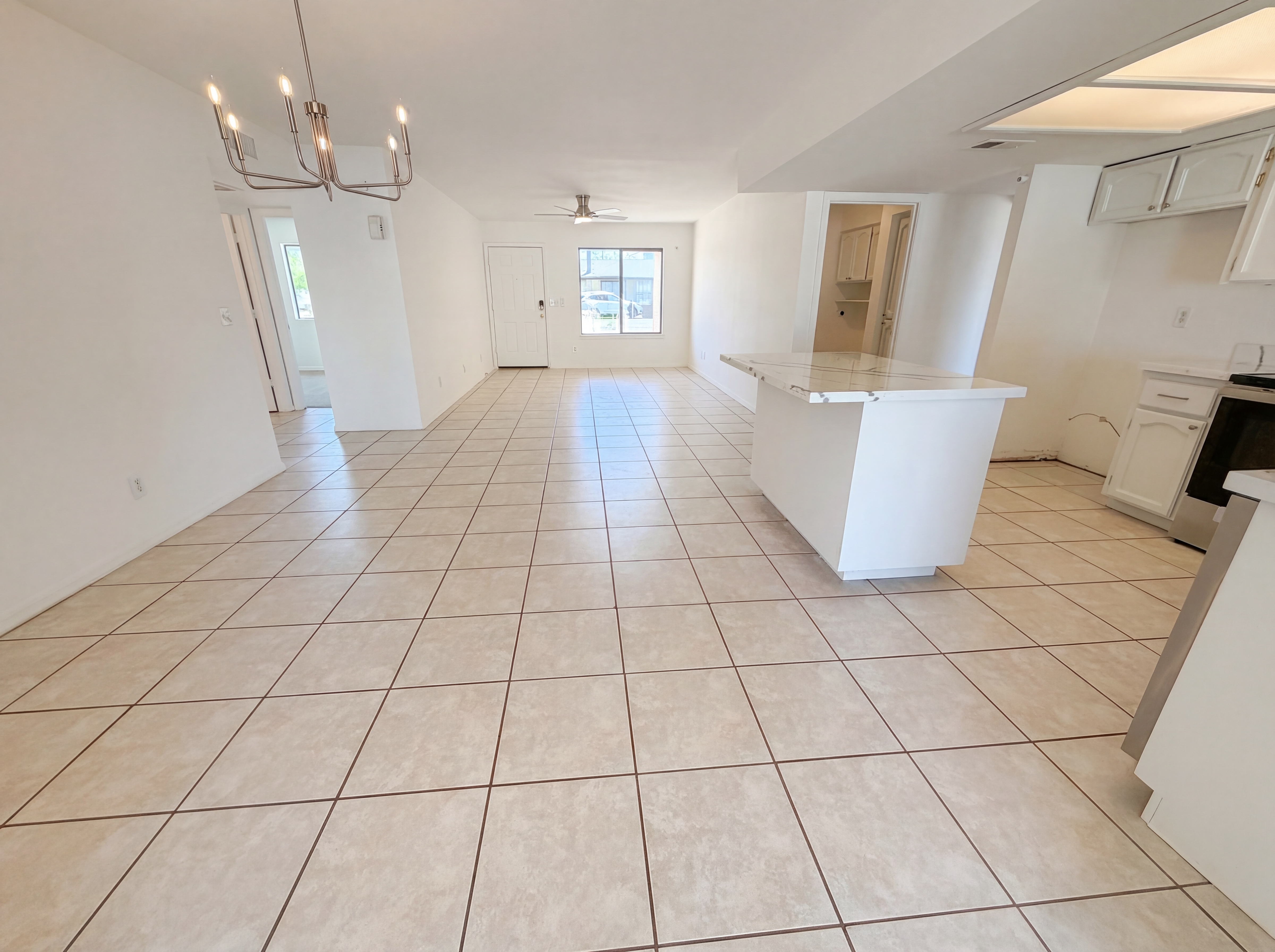 Photo 13 of 30 of 13138 W Sierra Vista Dr, Glendale, AZ