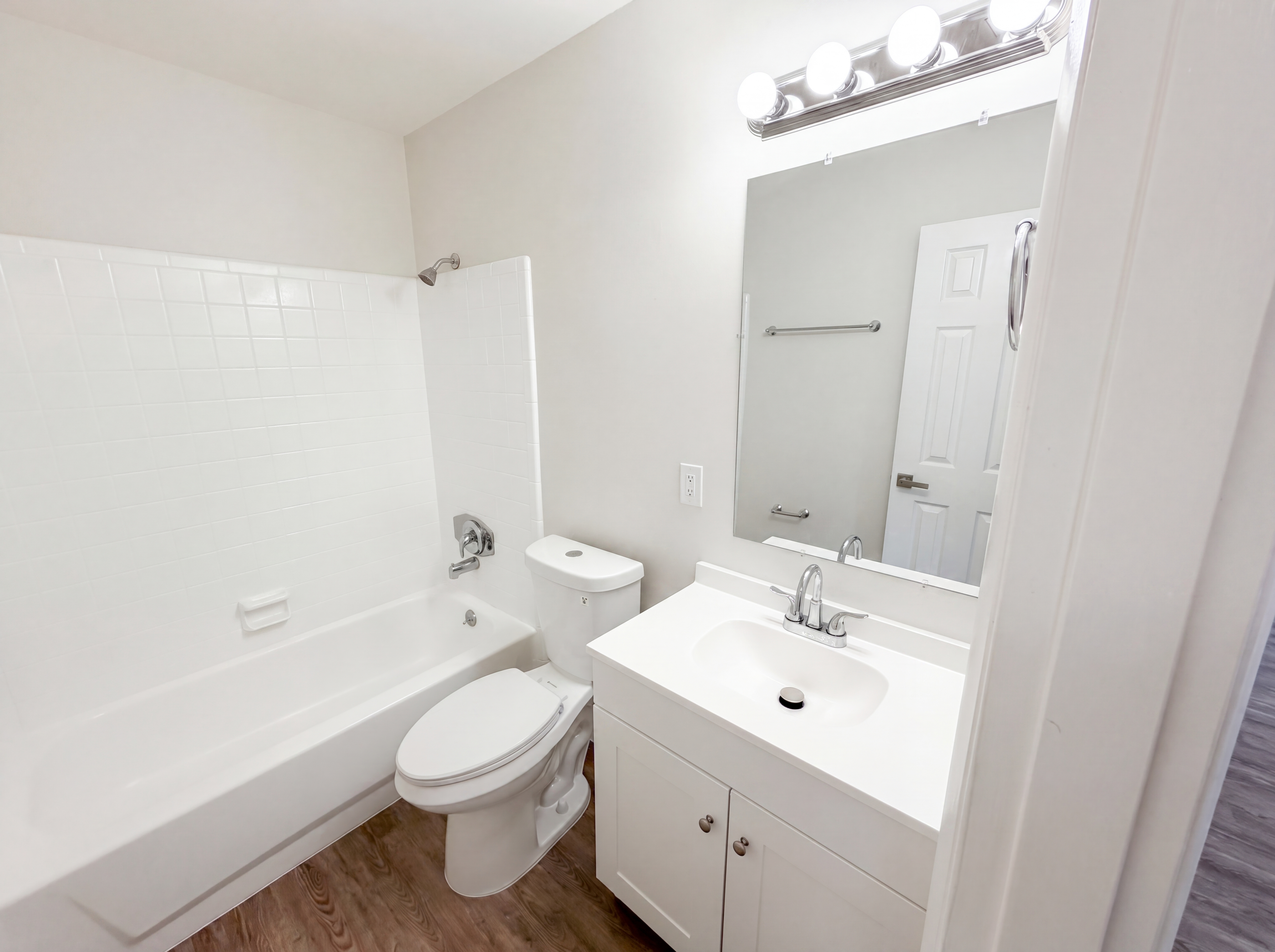 Photo 17 of 26 of 11607 English St, Orlando, FL