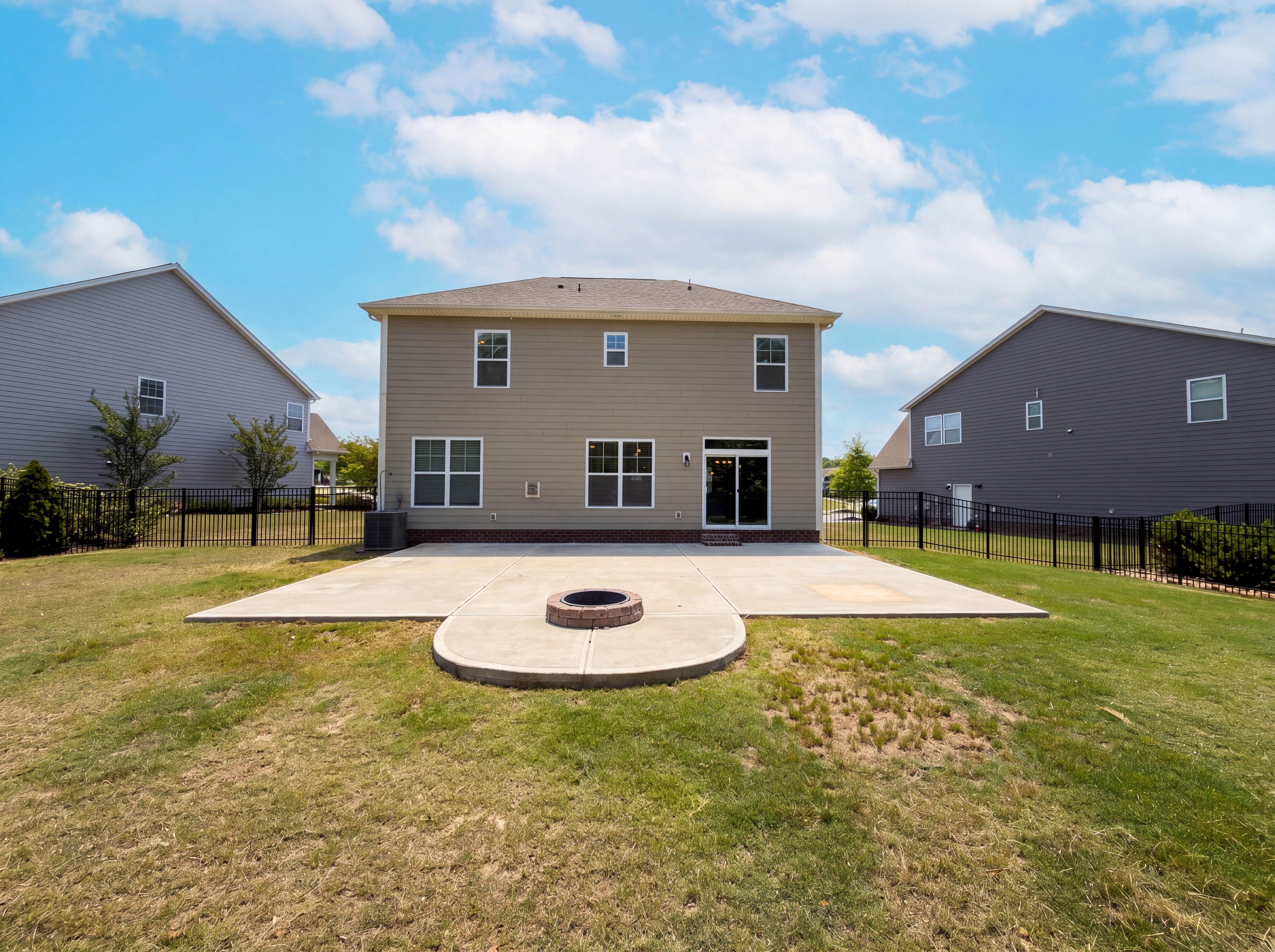 Photo 5 of 21 of 5013 Shadowbrook Rd, Waxhaw, NC