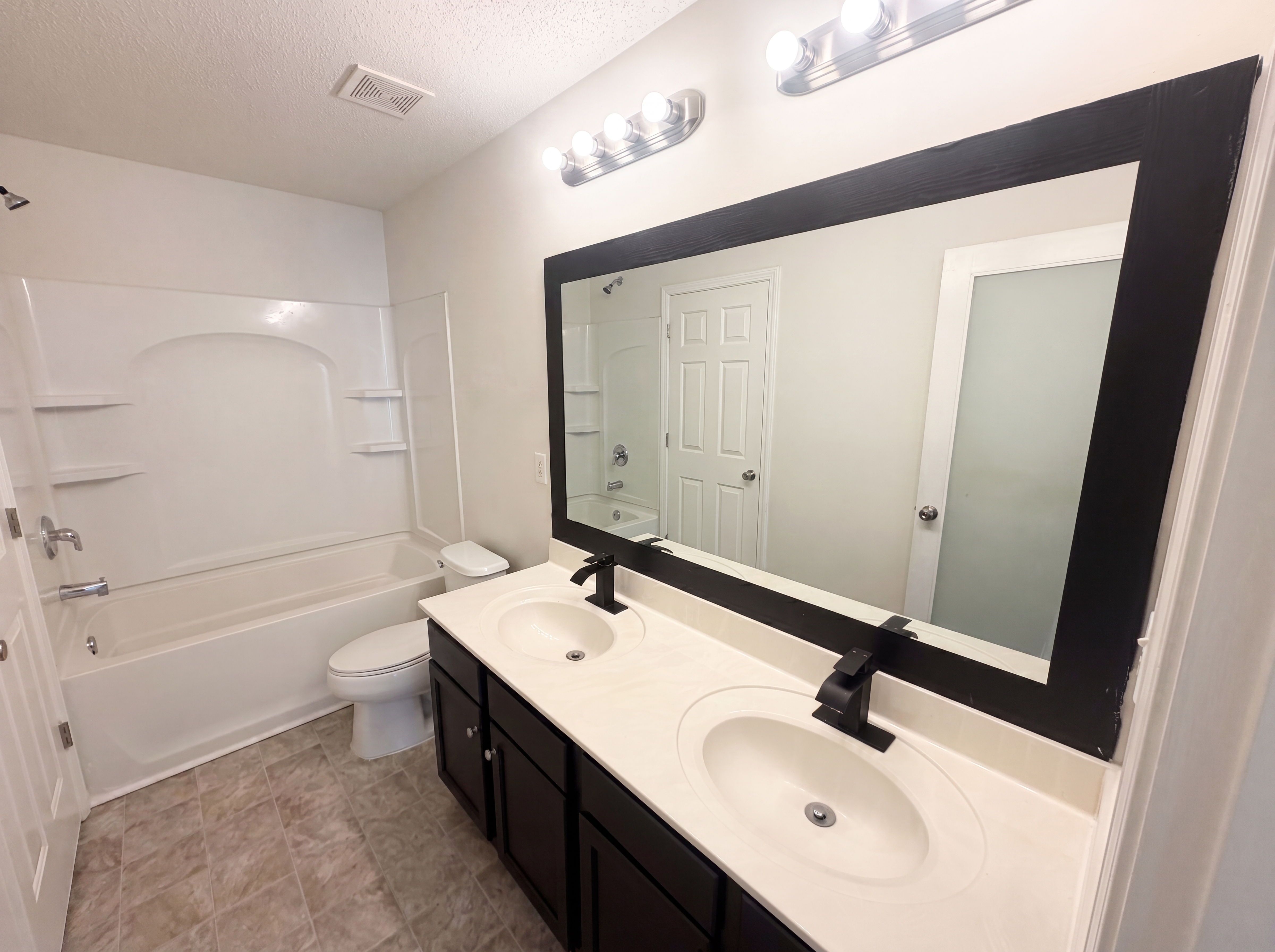 Photo 6 of 23 of 1138 Glory Vine Rd, Whitsett, NC