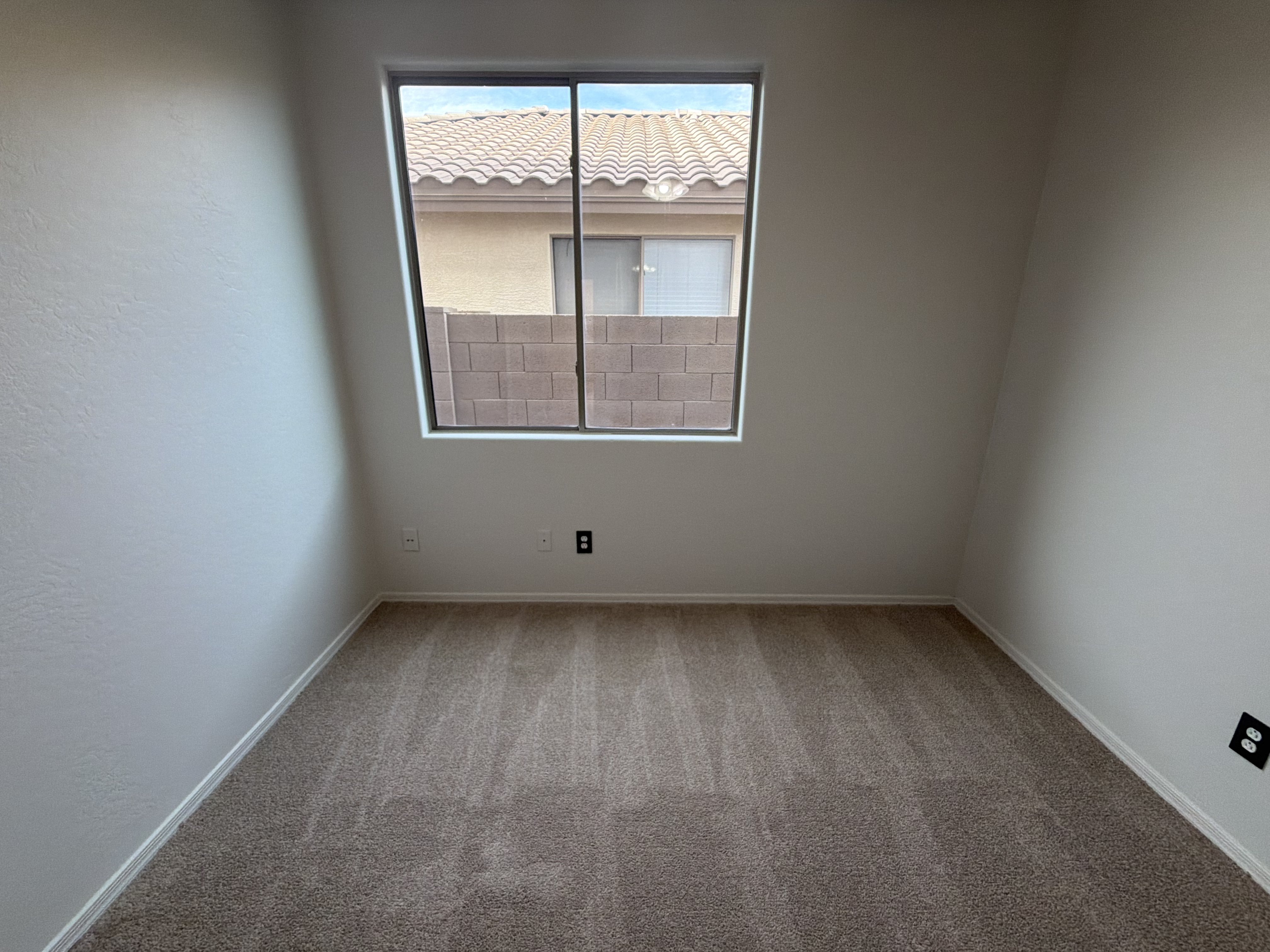 Photo 11 of 40 of 2464 W Warren Dr, Anthem, AZ