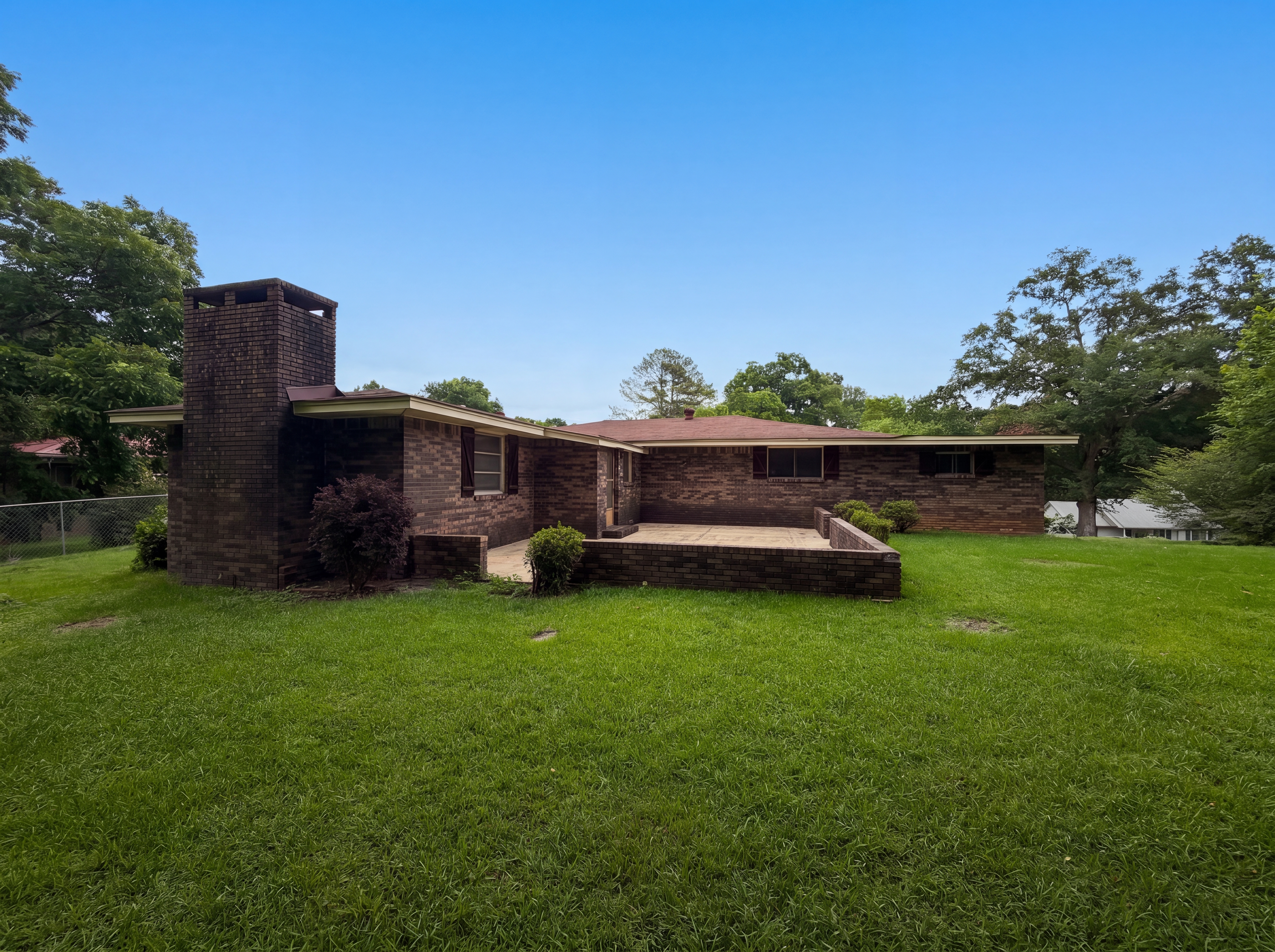 Photo 5 of 16 of 624 Belview St, Bessemer, AL