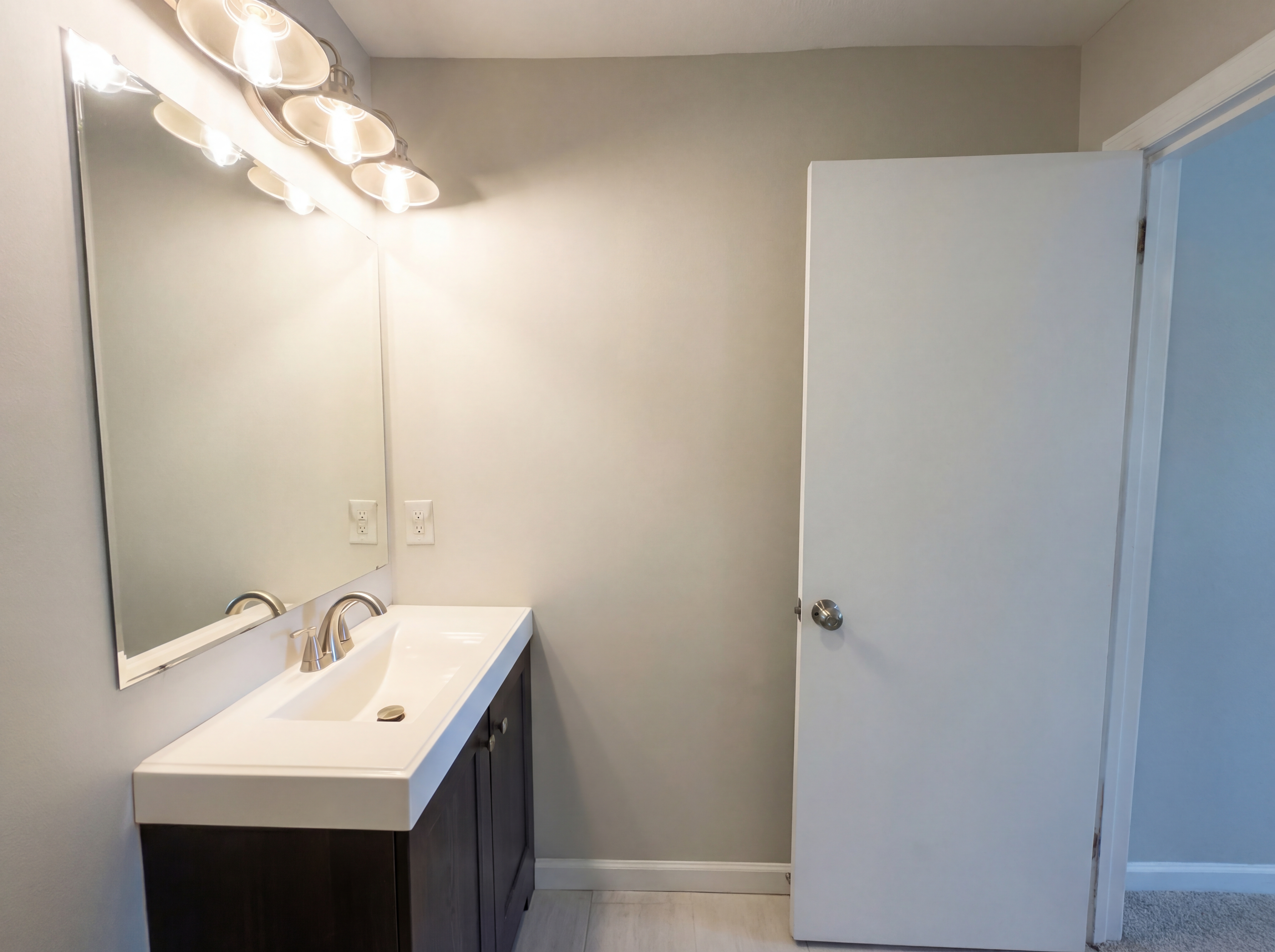 Photo 7 of 21 of 2797 Gresham Rd SE, Atlanta, GA