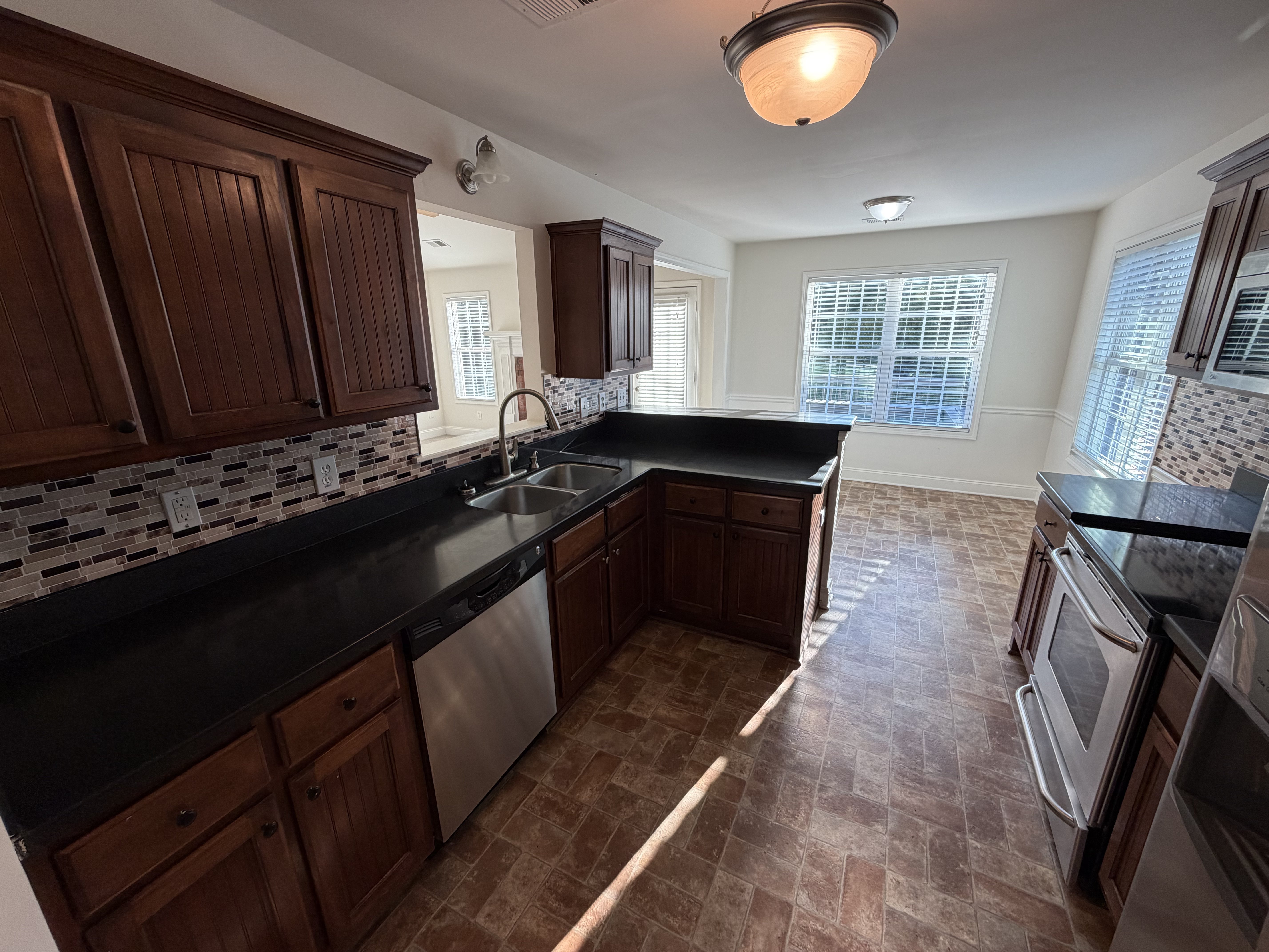 Photo 76 of 100 of 70 Feldspar Dr, Jefferson, GA