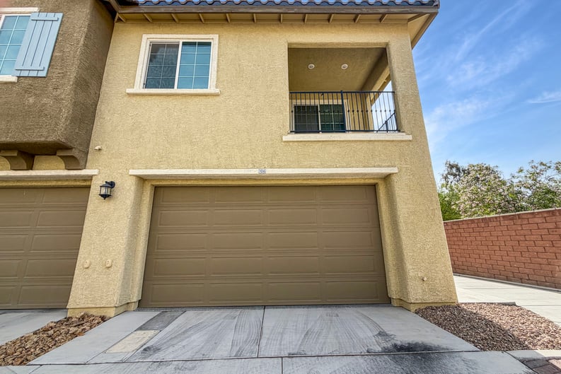 Property photo 1 of 8457 Insignia Ave Unit 106
