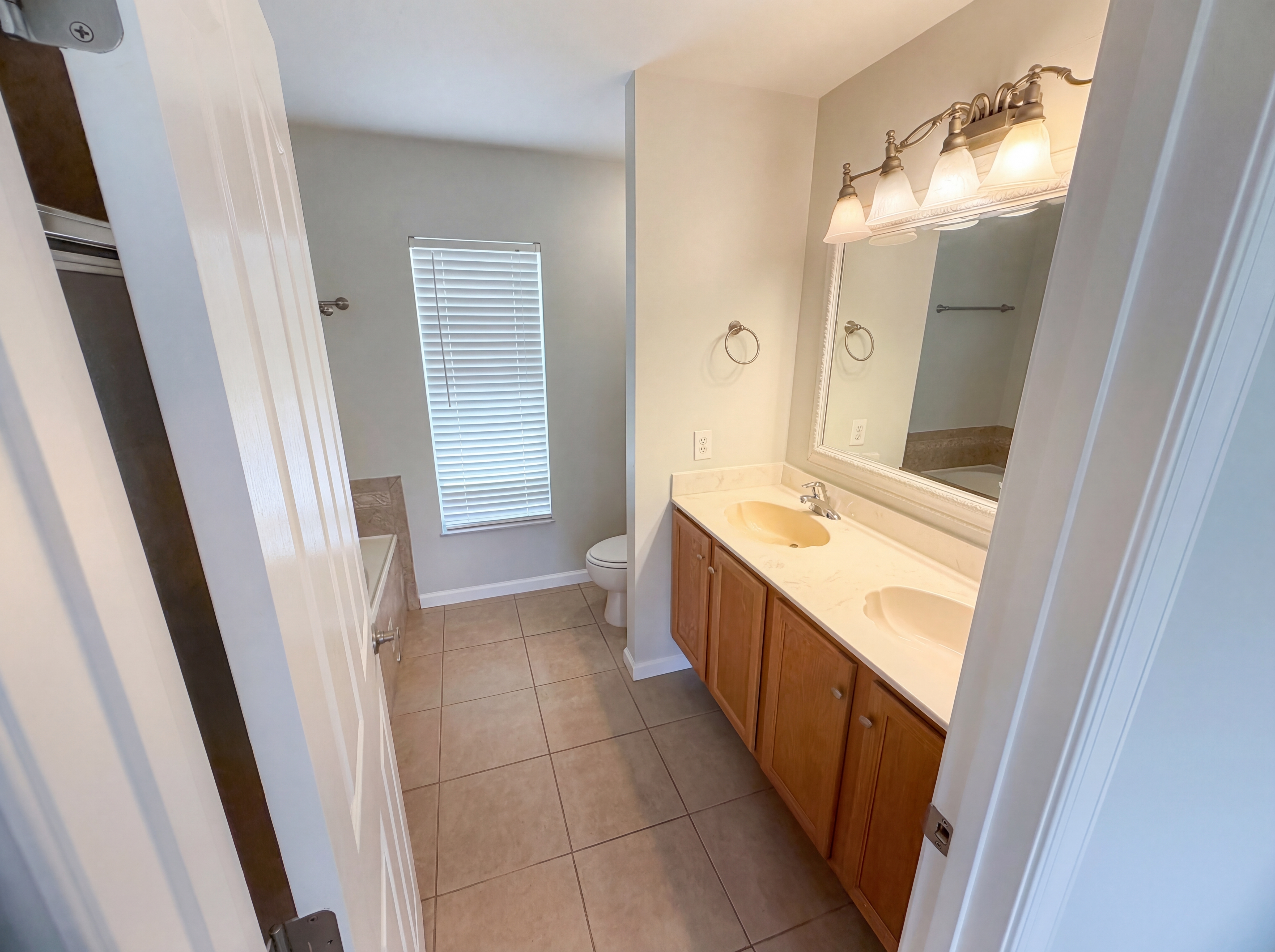 Photo 21 of 31 of 2332 SE Berkshire Blvd, Port Saint Lucie, FL