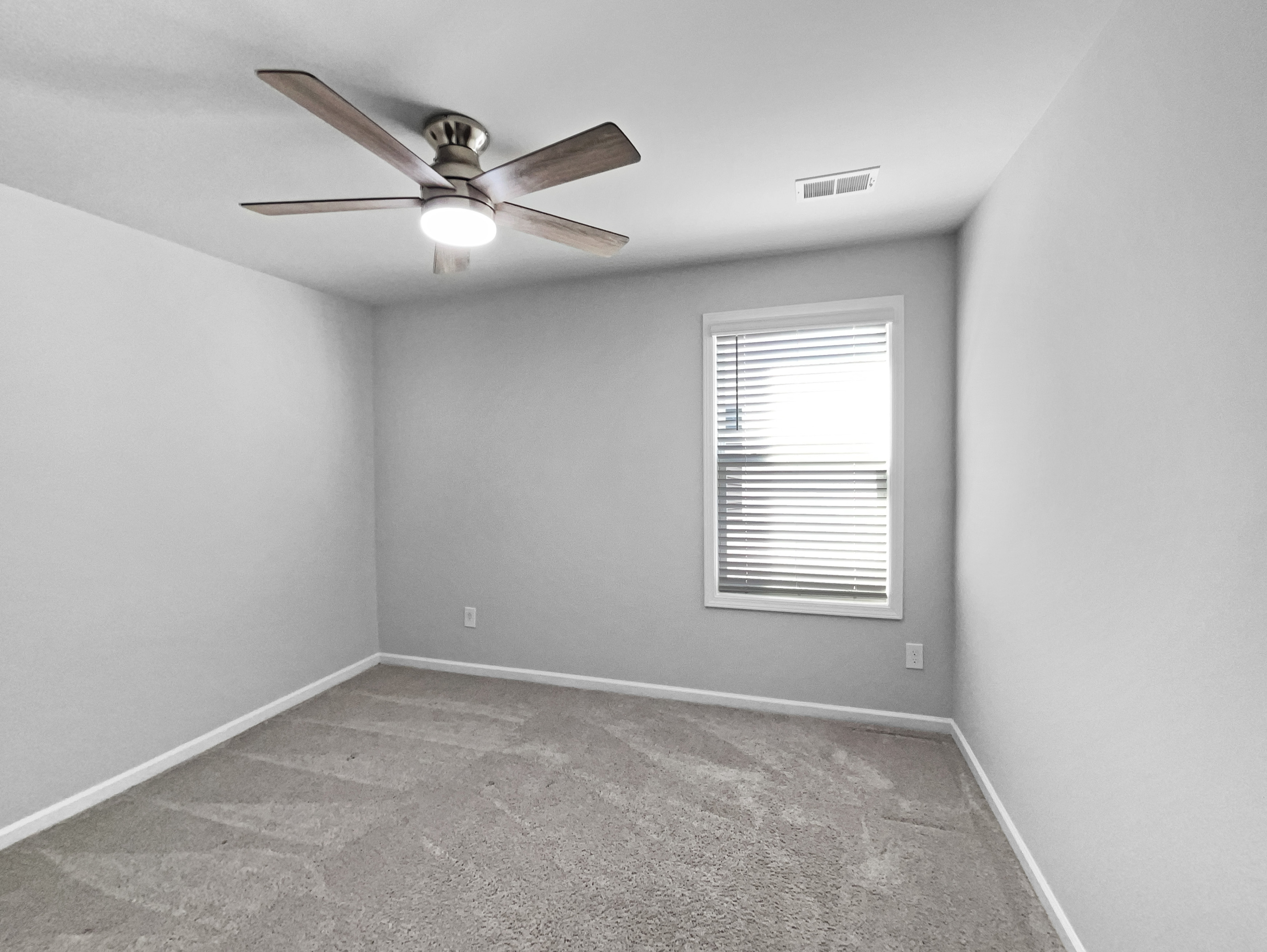 Photo 11 of 23 of 108 W Compass Way, Easley, SC