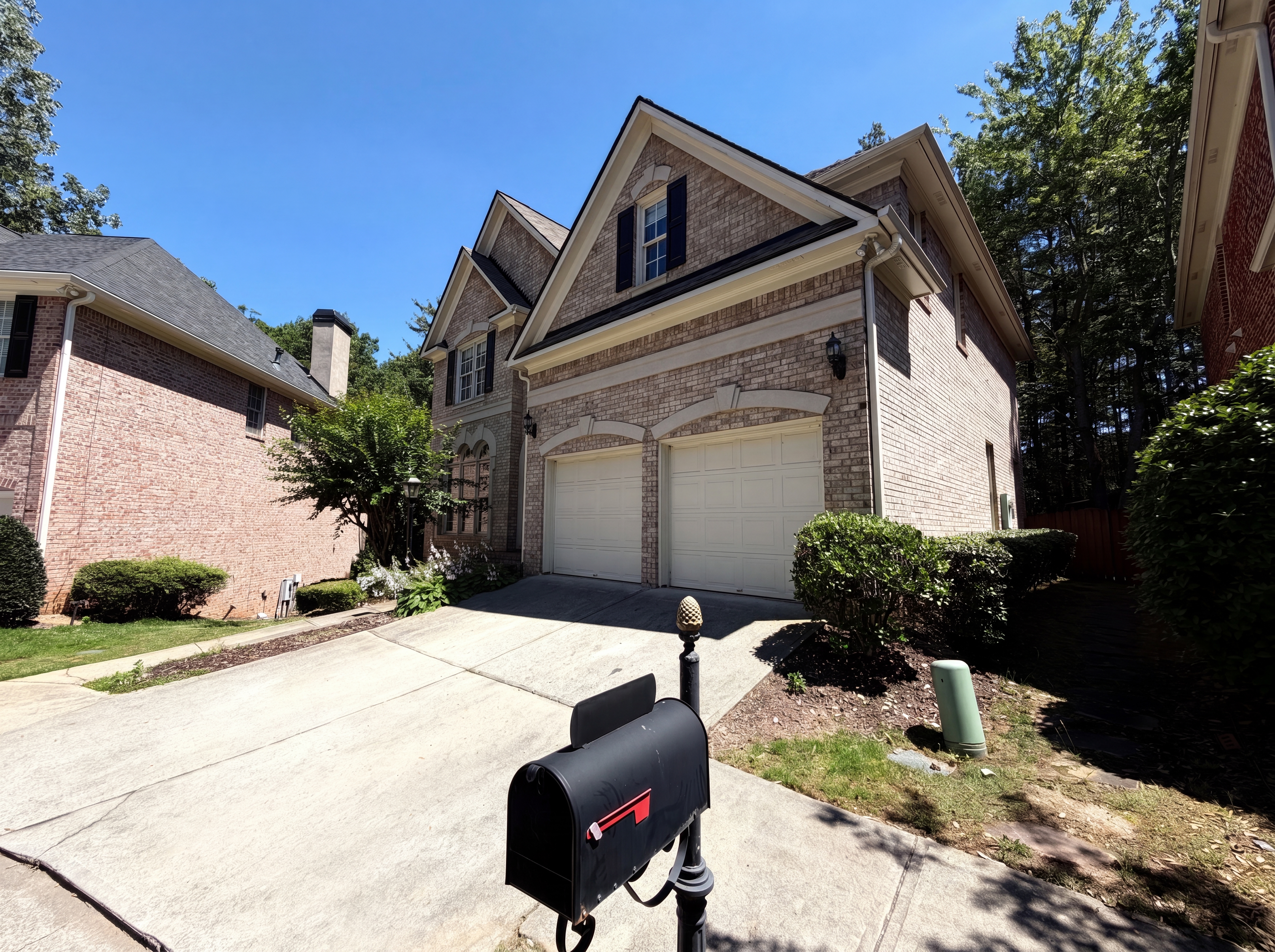 Photo 34 of 38 of 1231 Dunwoody Village Dr, Atlanta, GA