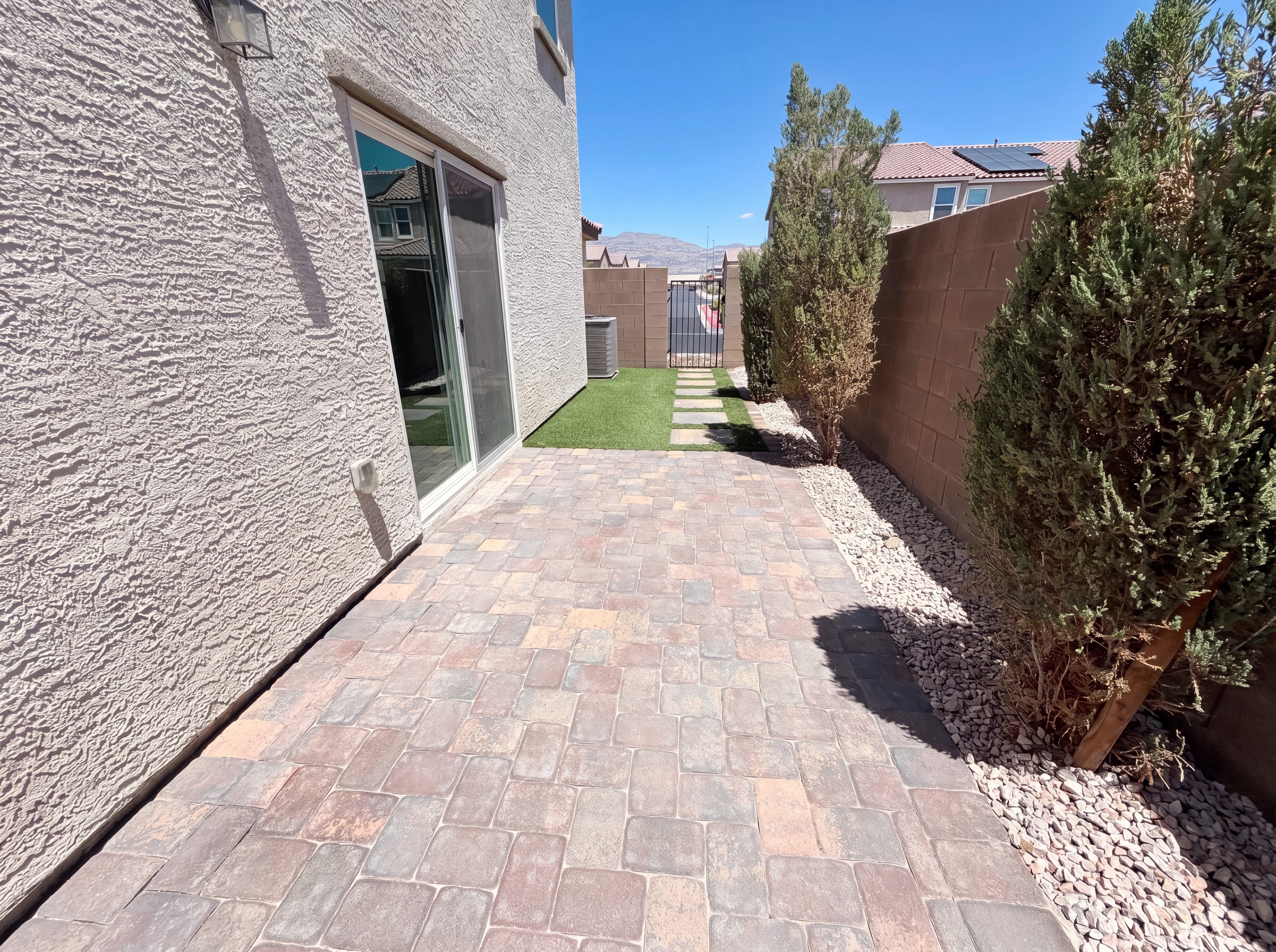 Photo 40 of 43 of 932 E Dorrell Ln, North Las Vegas, NV