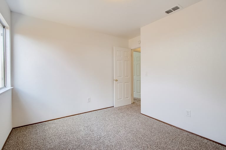Photo 29 of 33 - 4205 Gold Ridge Way, Antelope, CA 95843
