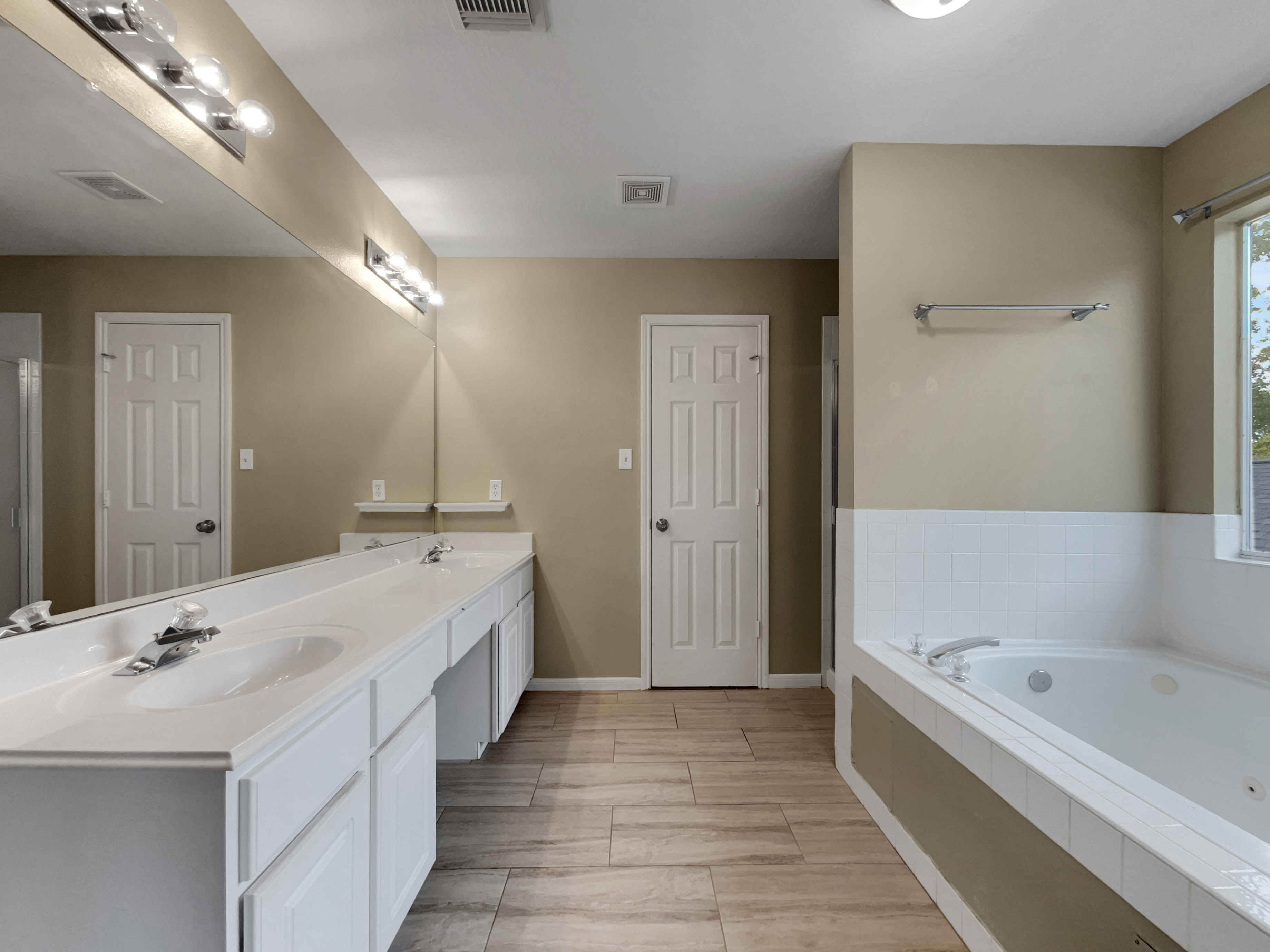 Photo 21 of 23 of 25823 Bearborough Dr, Spring, TX
