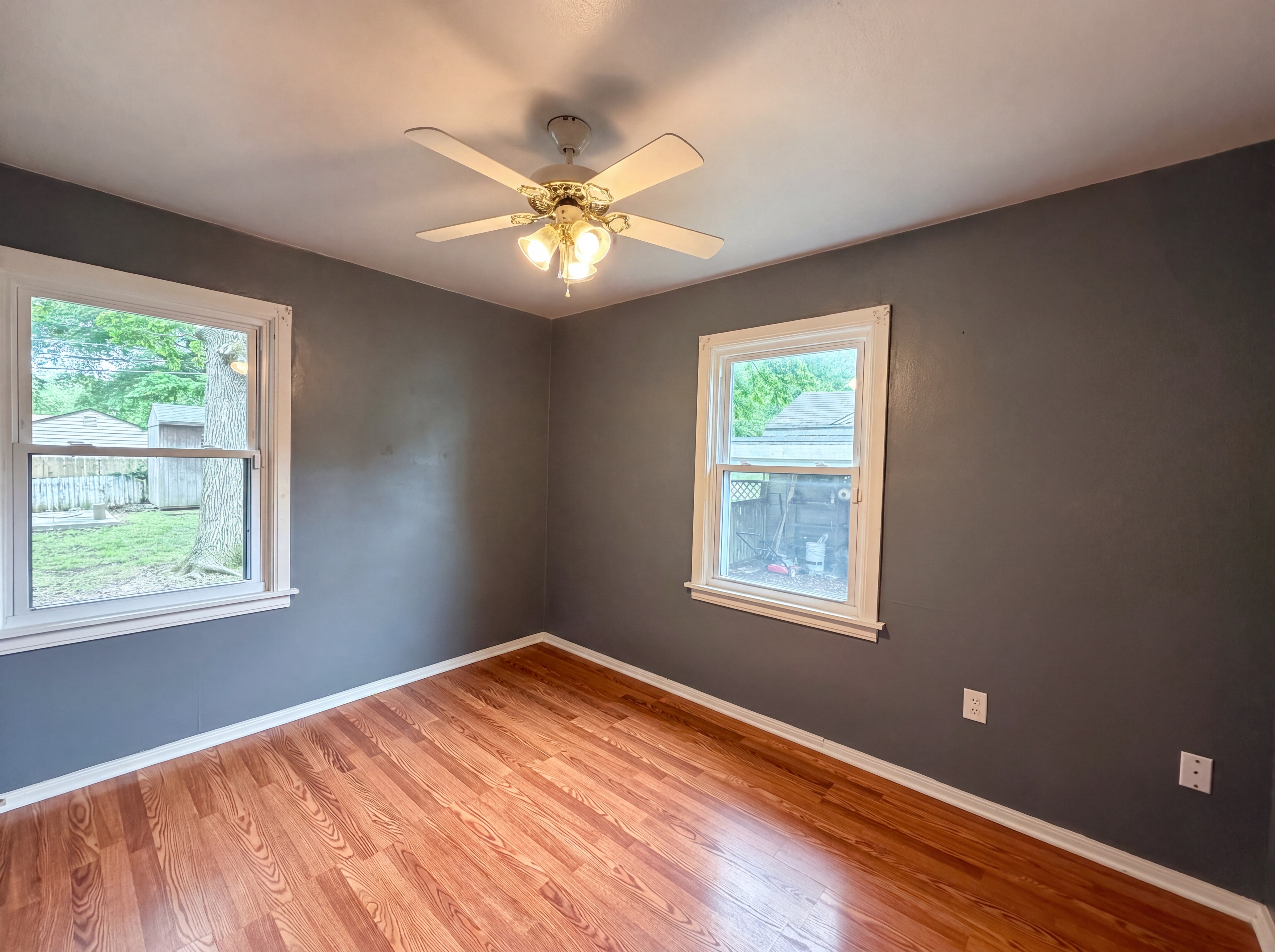 Photo 16 of 21 of 1607 N 17th St, Belleville, IL
