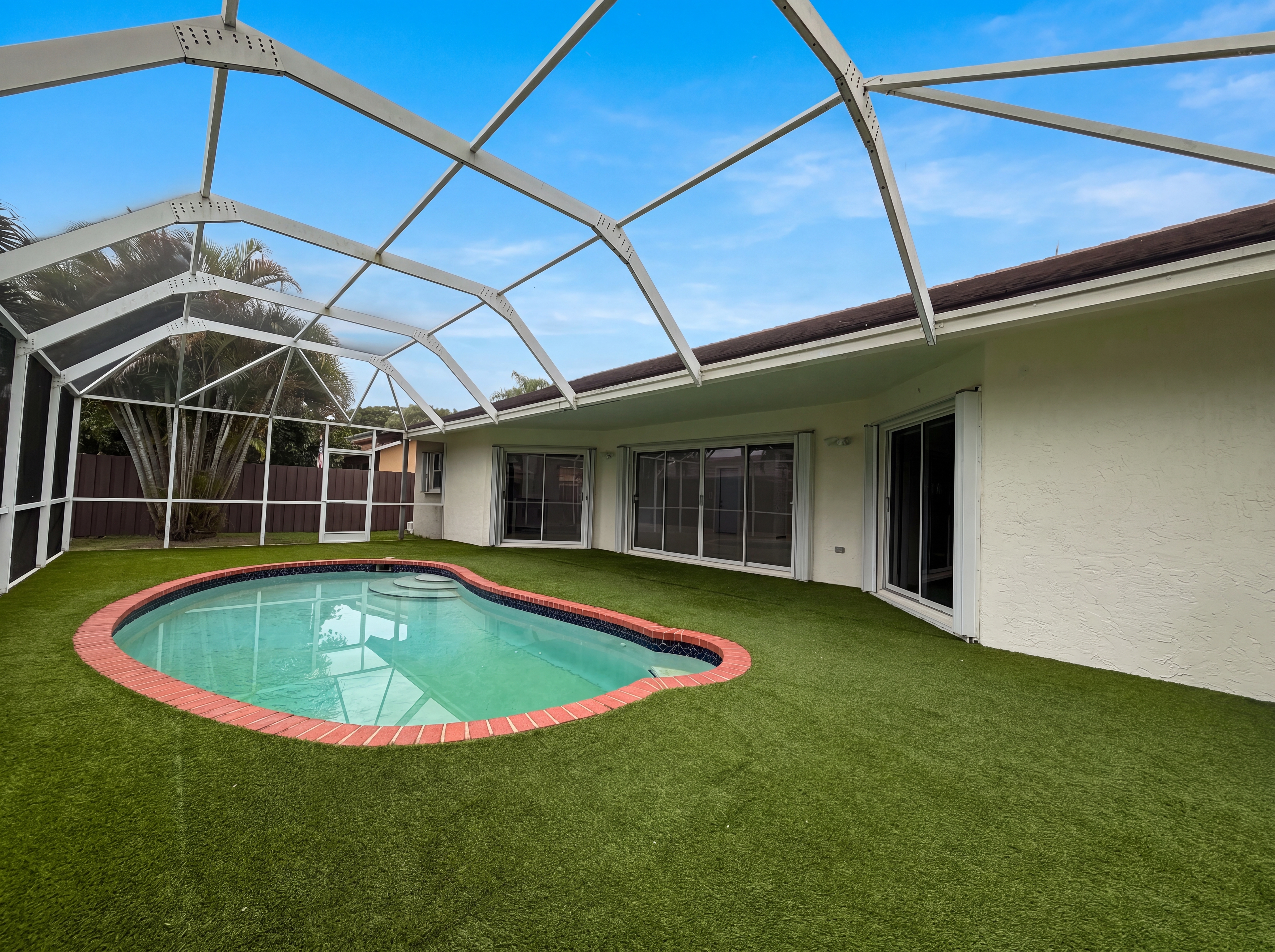 Photo 24 of 25 of 16571 SW 145th Ave, Miami, FL