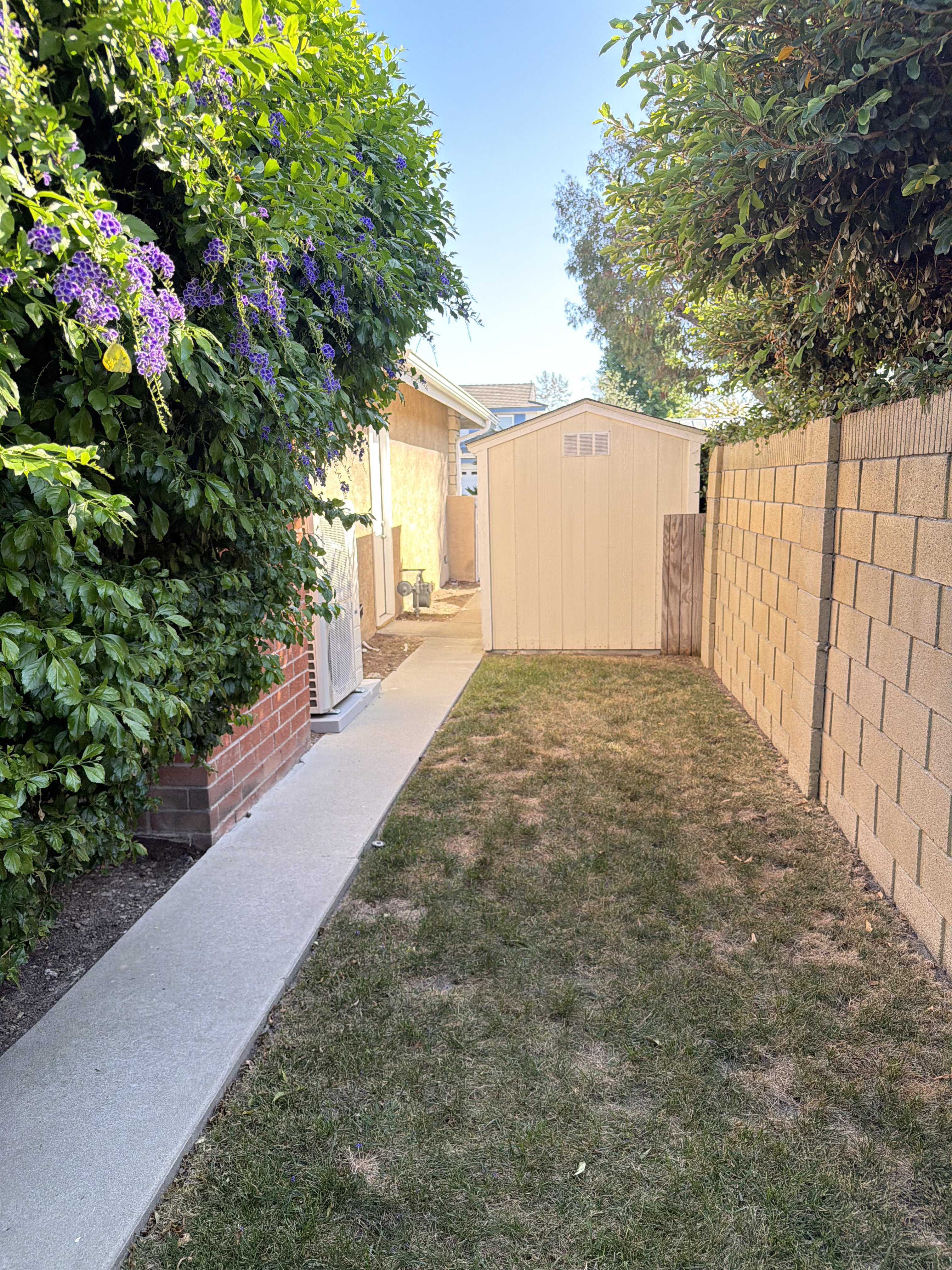 Photo 19 of 21 of 4665 Guava Ave, Seal Beach, CA