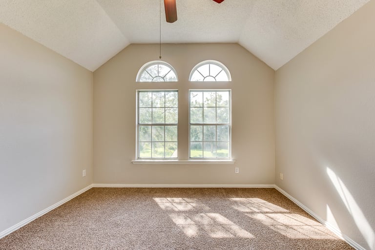 Photo 33 of 38 - 404 Pecan Hollow Dr, Coppell, TX 75019