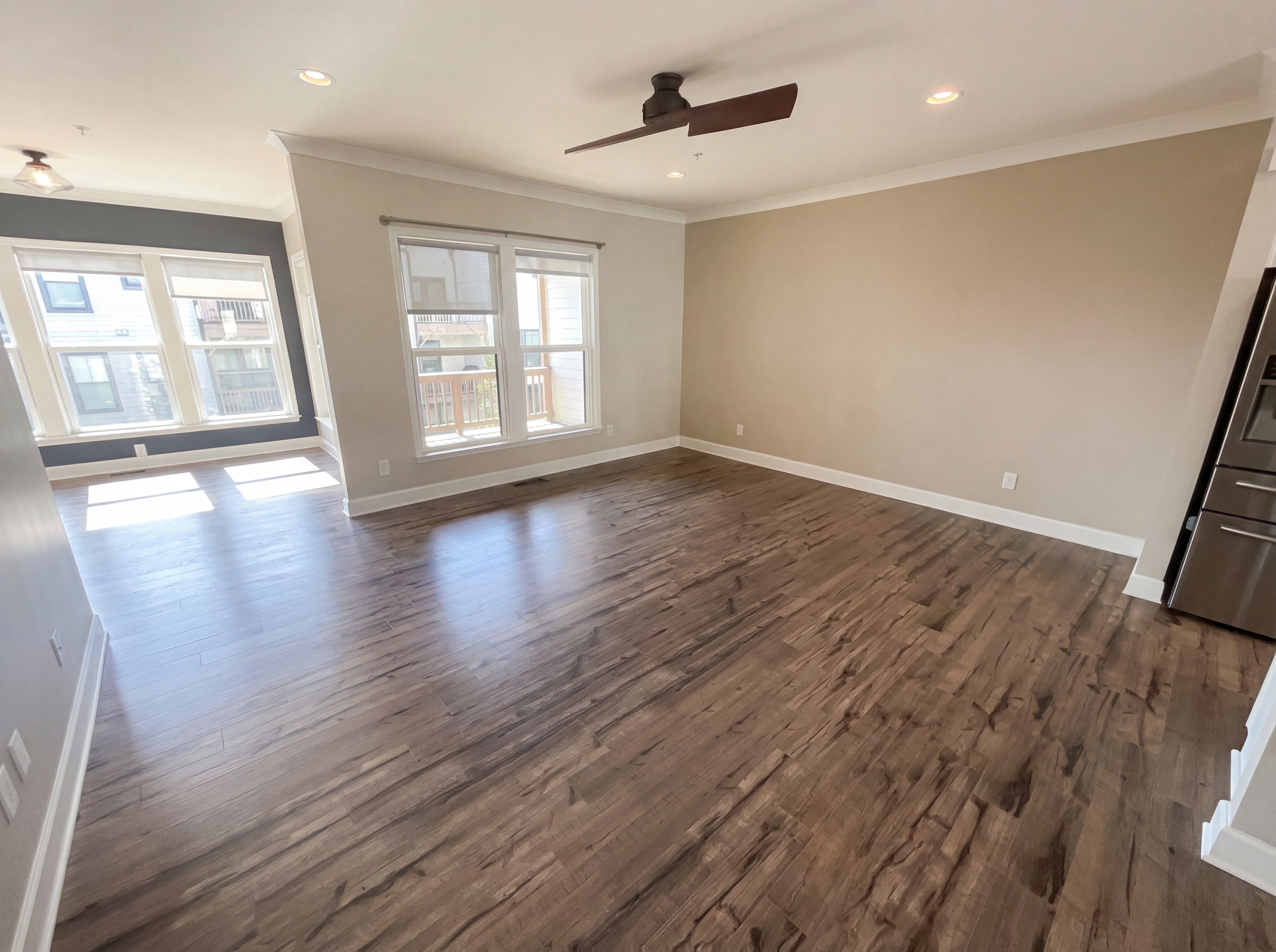 Photo 11 of 34 of 2154 Hinton Dr SE, Smyrna, GA