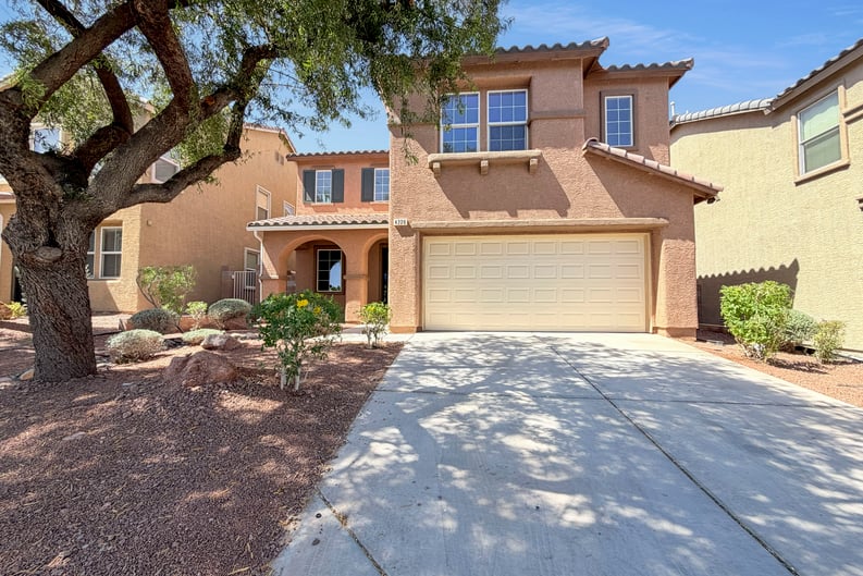 Property photo 1 of 4220 Iris Pearl Ave