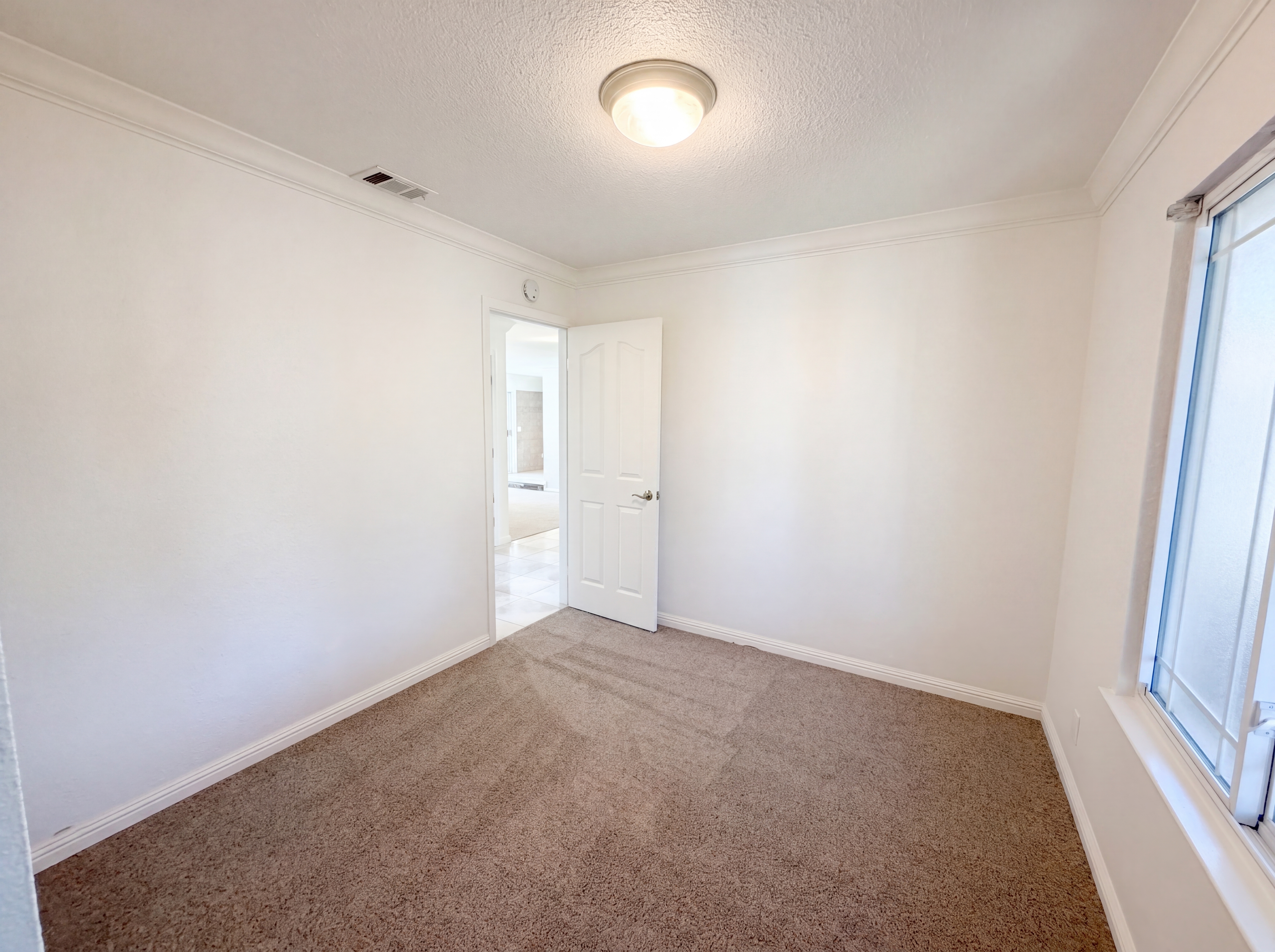 Photo 16 of 23 of 9534 Brakeman Ct, Sacramento, CA