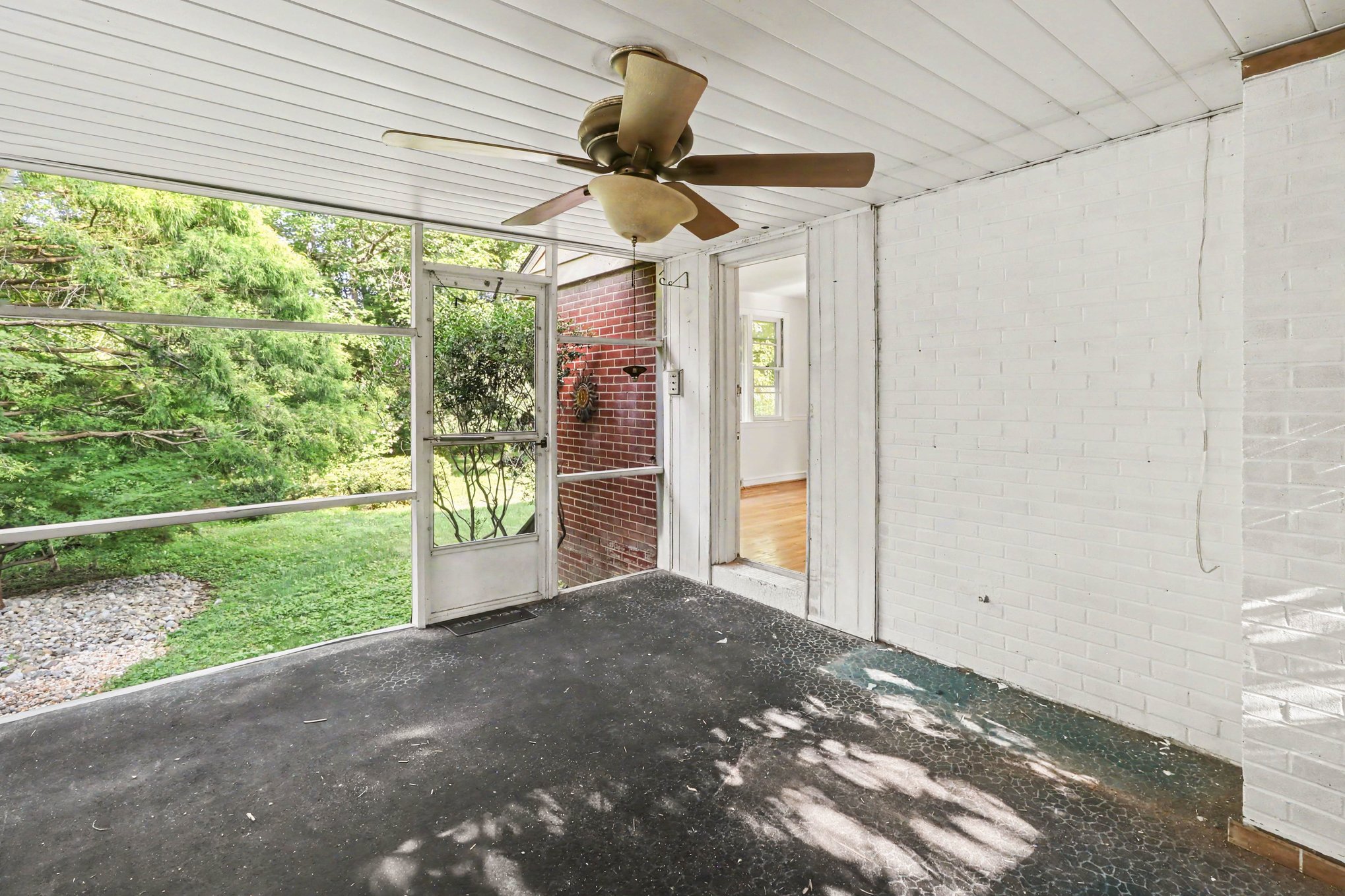 Photo 17 of 40 of 1202 Hillside Blvd, Wilmington, DE