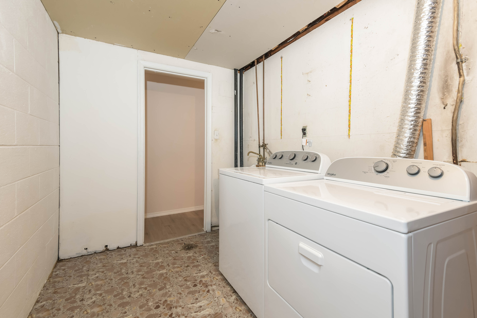 Photo 18 of 22 of 4810 Lexington Ave, Beltsville, MD