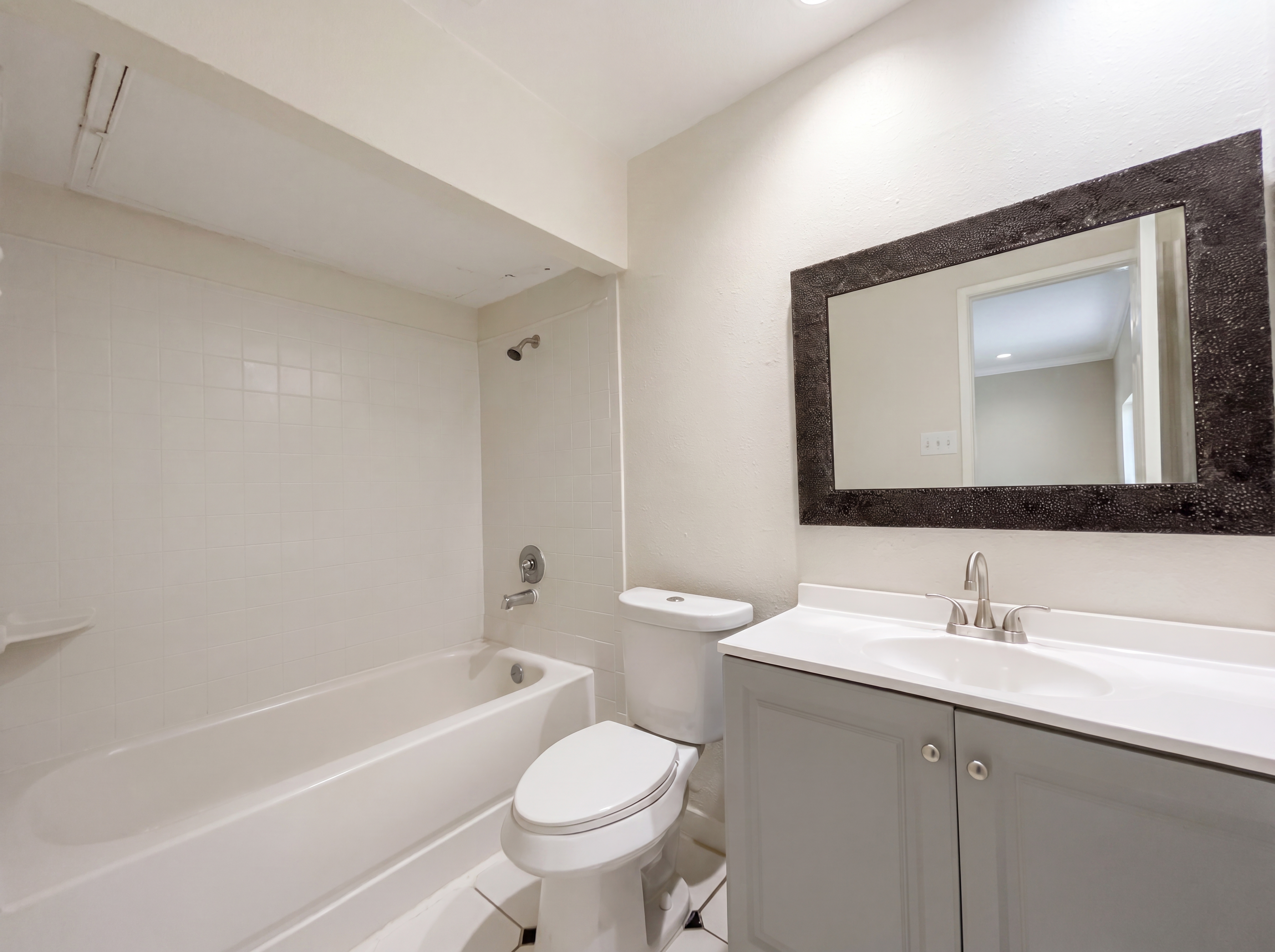 Photo 13 of 16 of 22831 Millgate Dr, Spring, TX