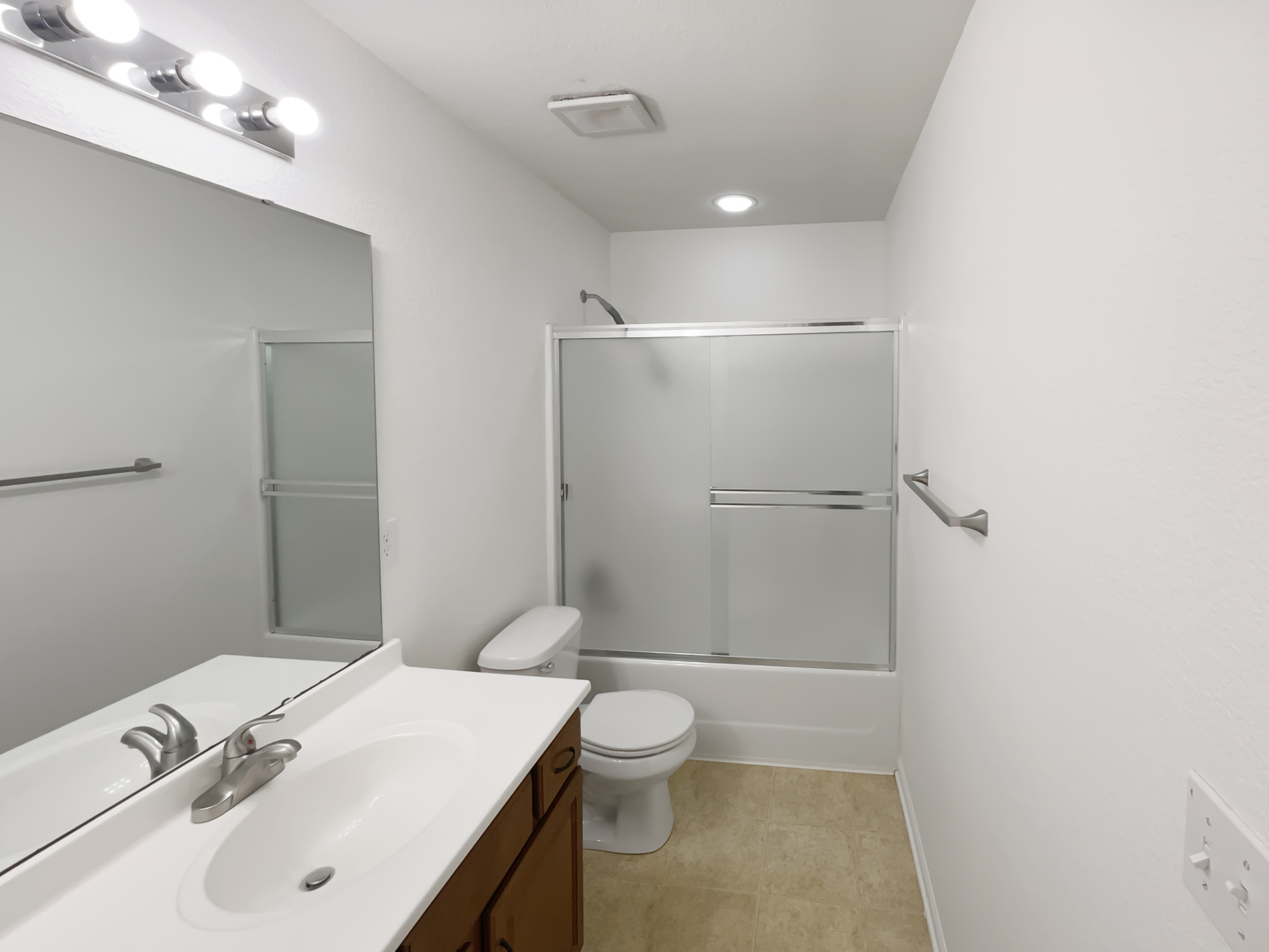Photo 10 of 22 of 12202 N Highland Ave, Kansas City, MO