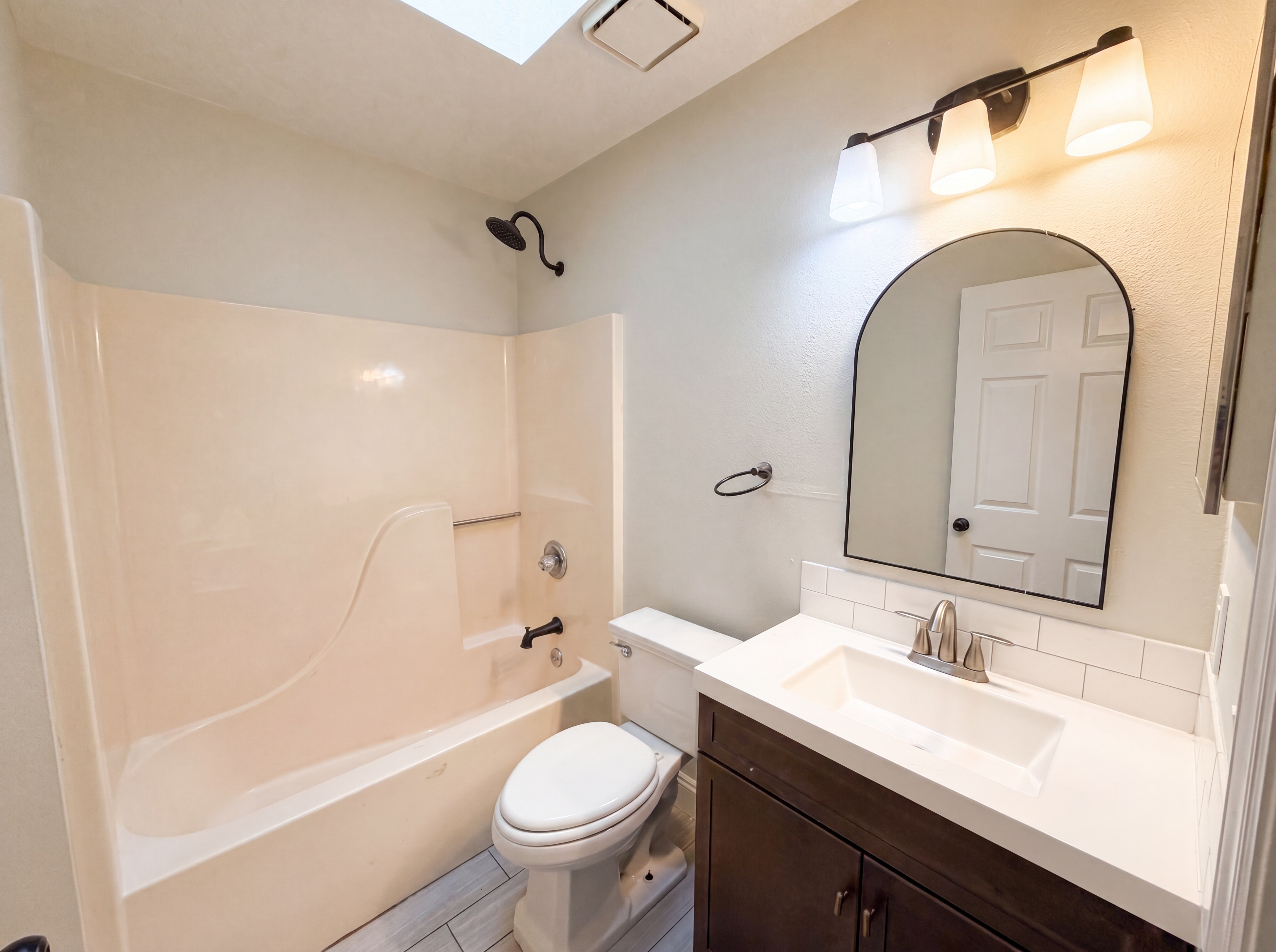 Photo 14 of 20 of 546 Penns Neck Dr, Deland, FL