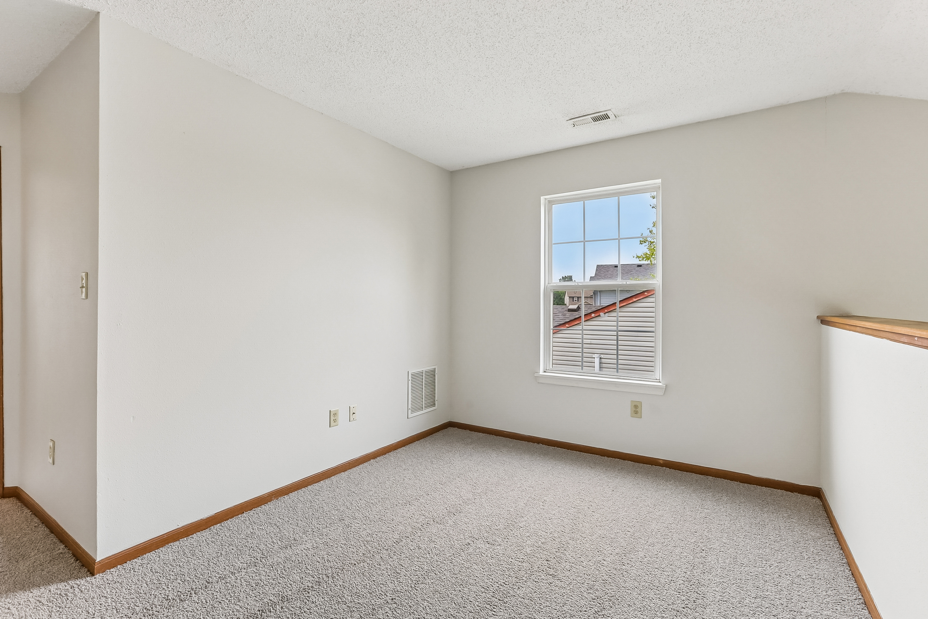 Photo 32 of 44 of 165 Harts Ford Way, Brownsburg, IN