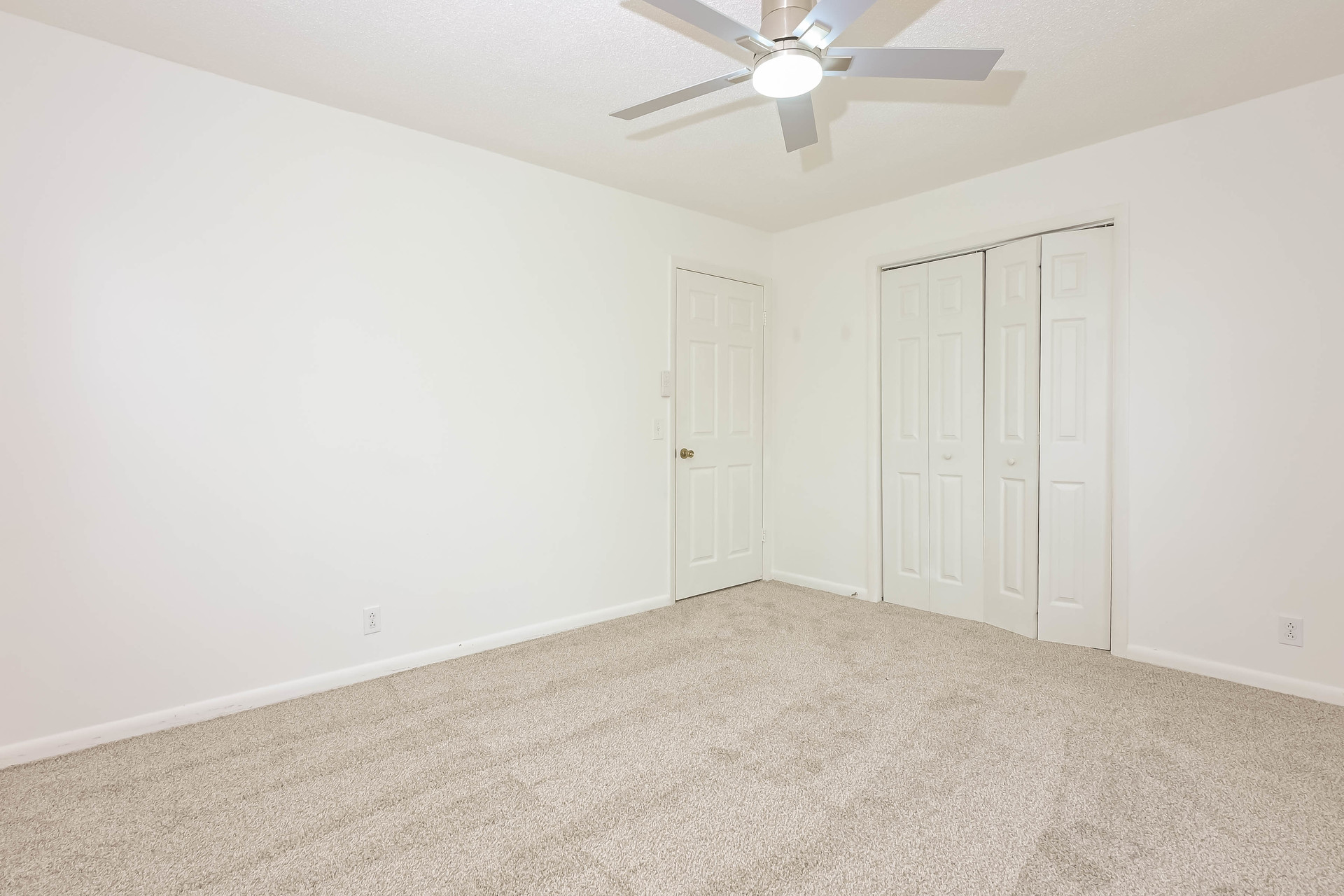 Photo 13 of 21 of 763 Oak Ave, Pinehurst, GA
